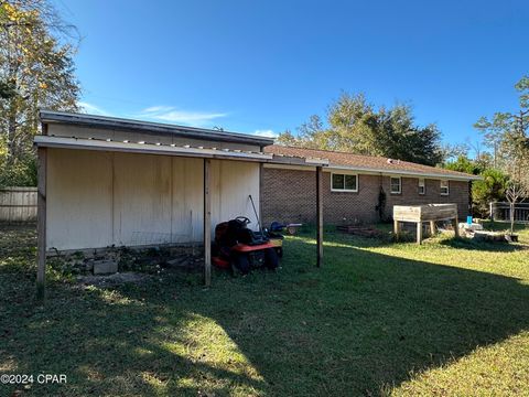 A home in Marianna