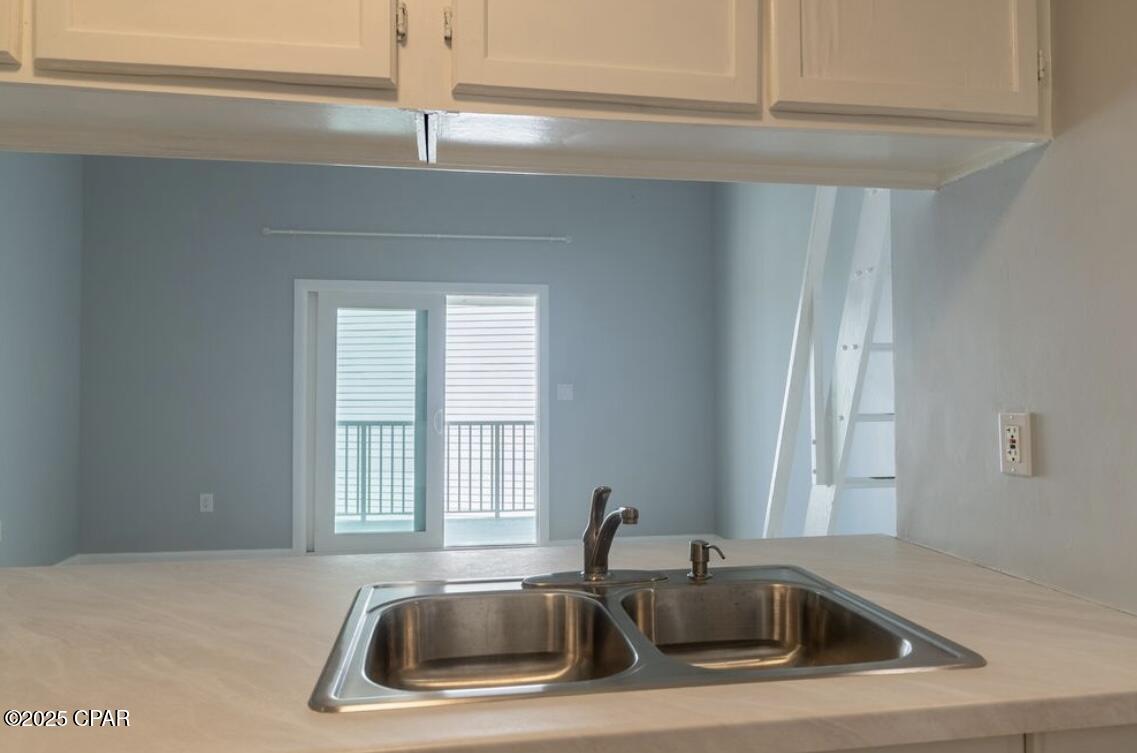 Treasure Cove Condo. - Residential