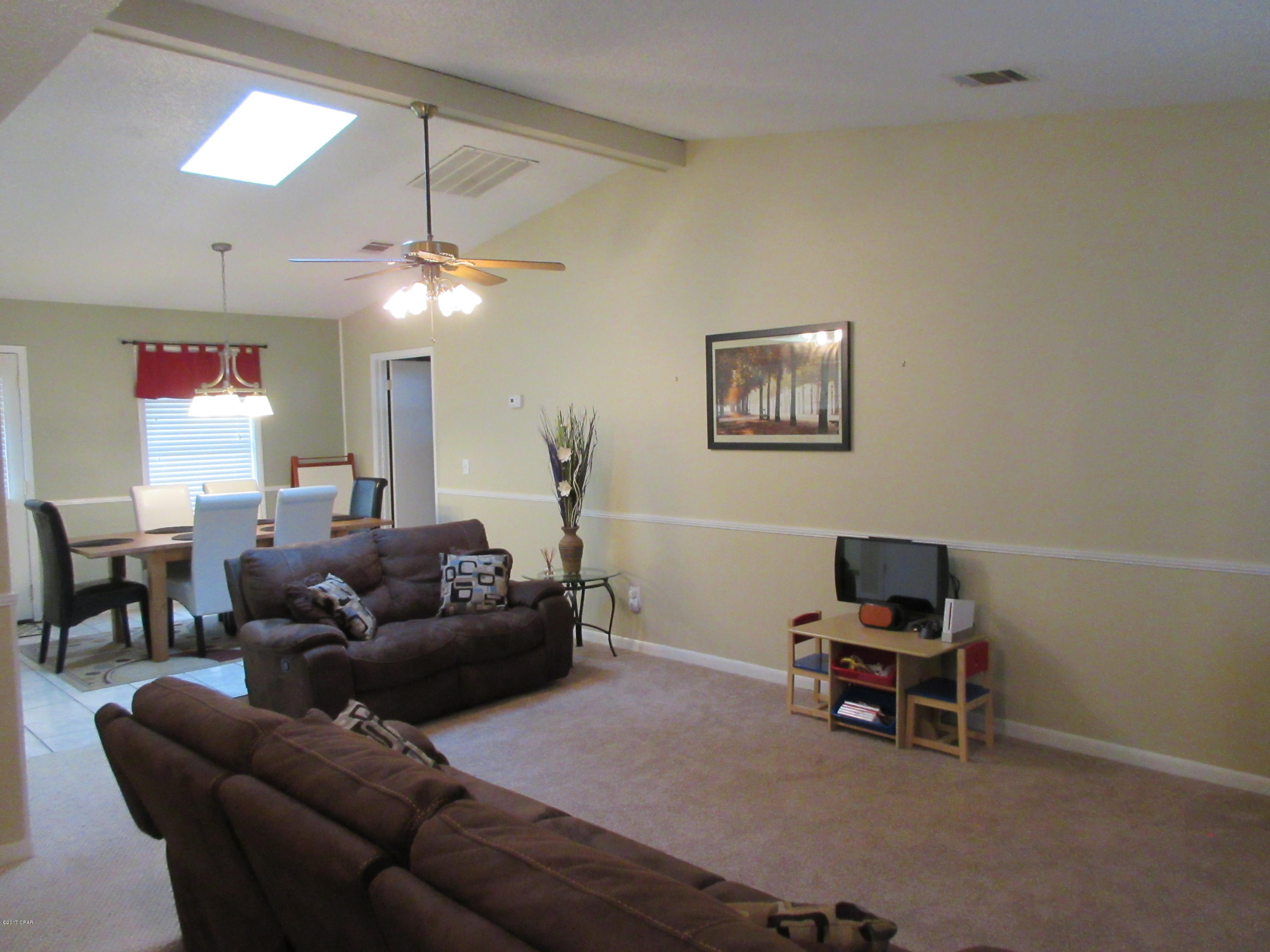 Venetian Villa 1st Add Replat - Residential