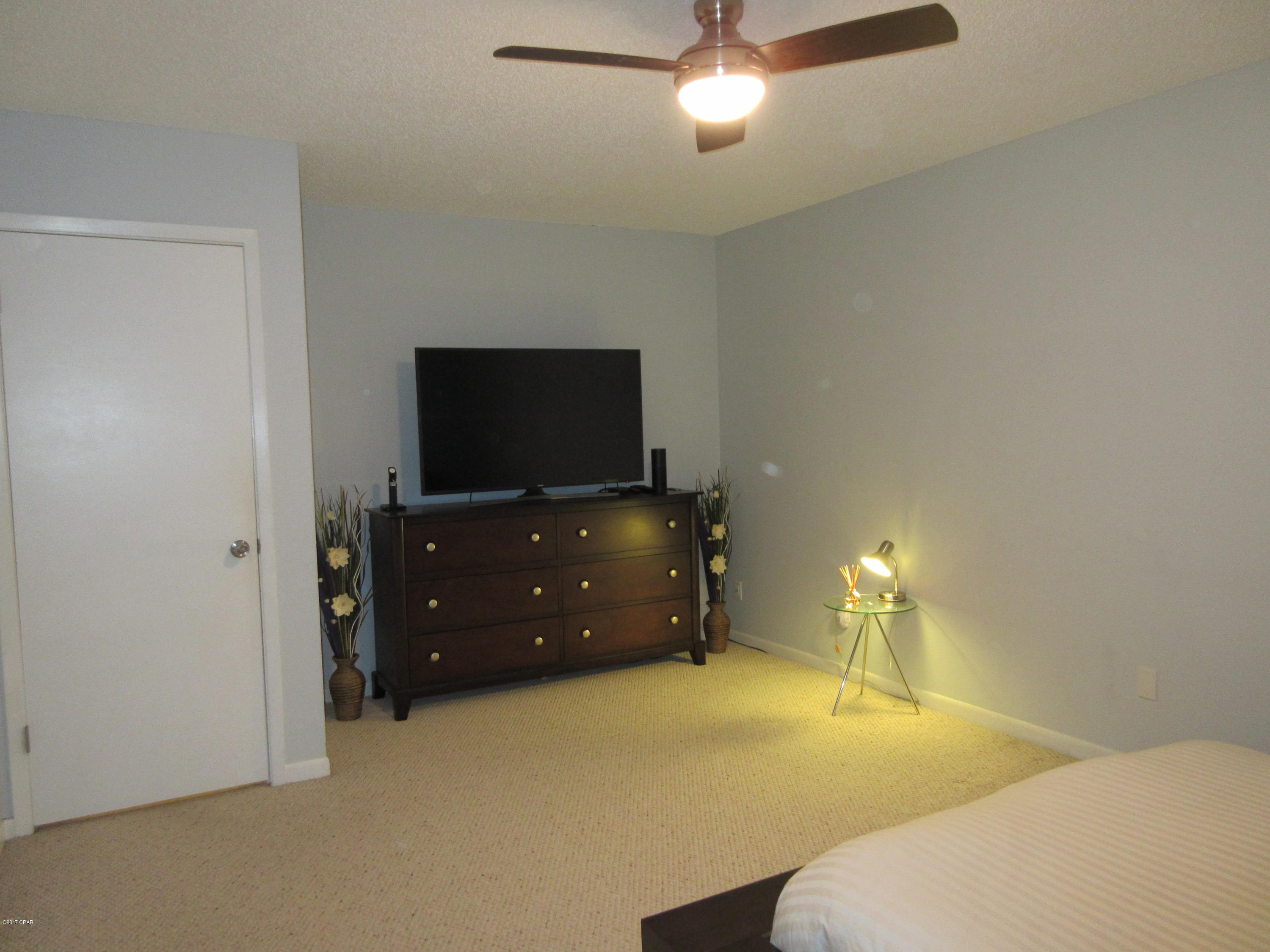 Venetian Villa 1st Add Replat - Residential