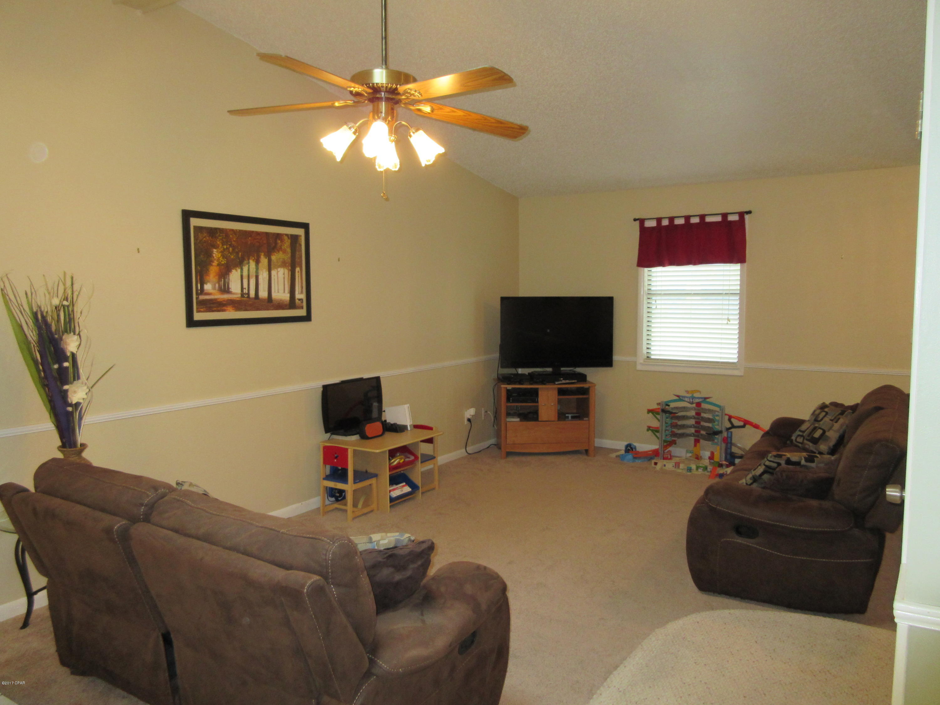 Venetian Villa 1st Add Replat - Residential