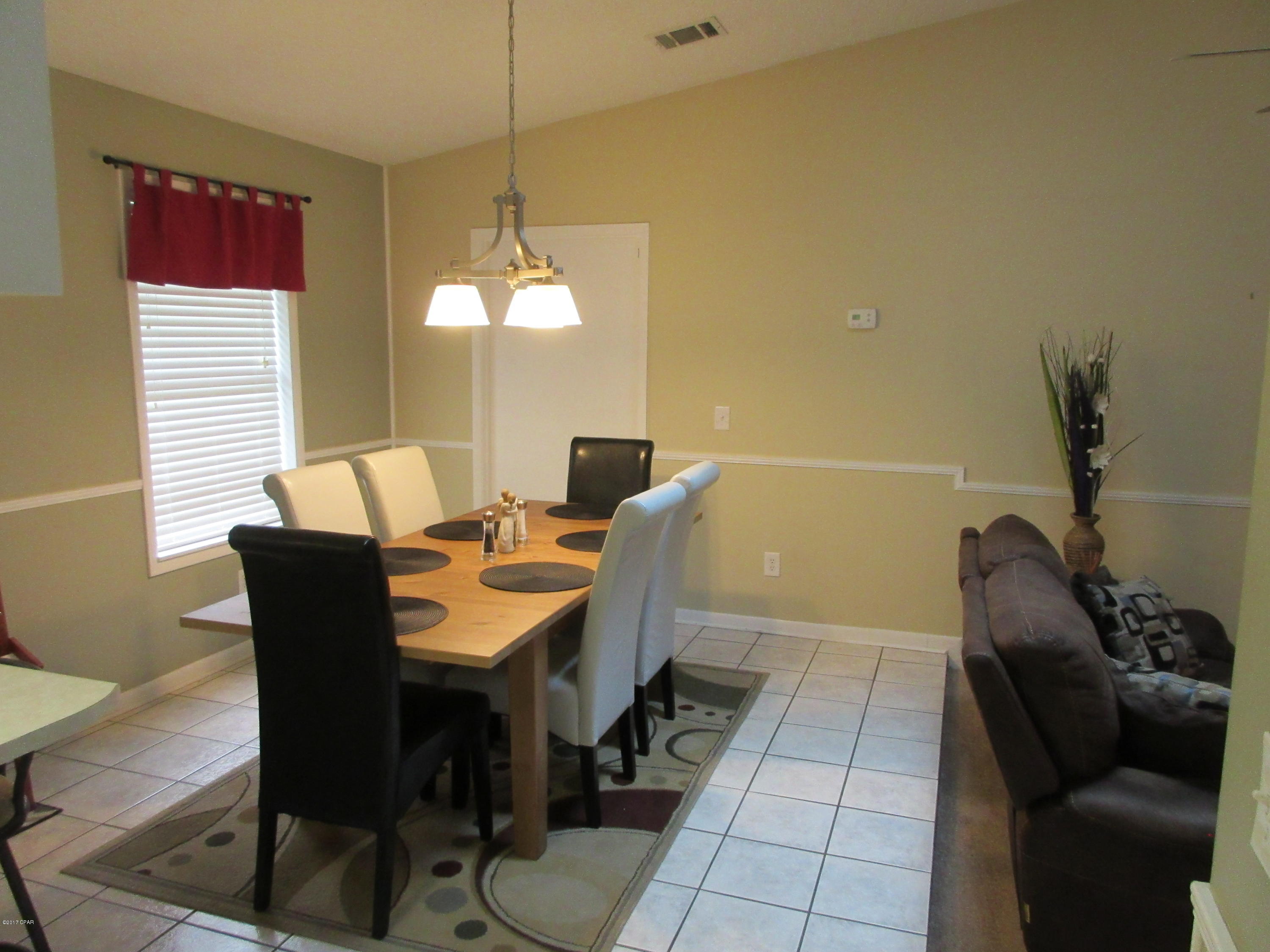 Venetian Villa 1st Add Replat - Residential