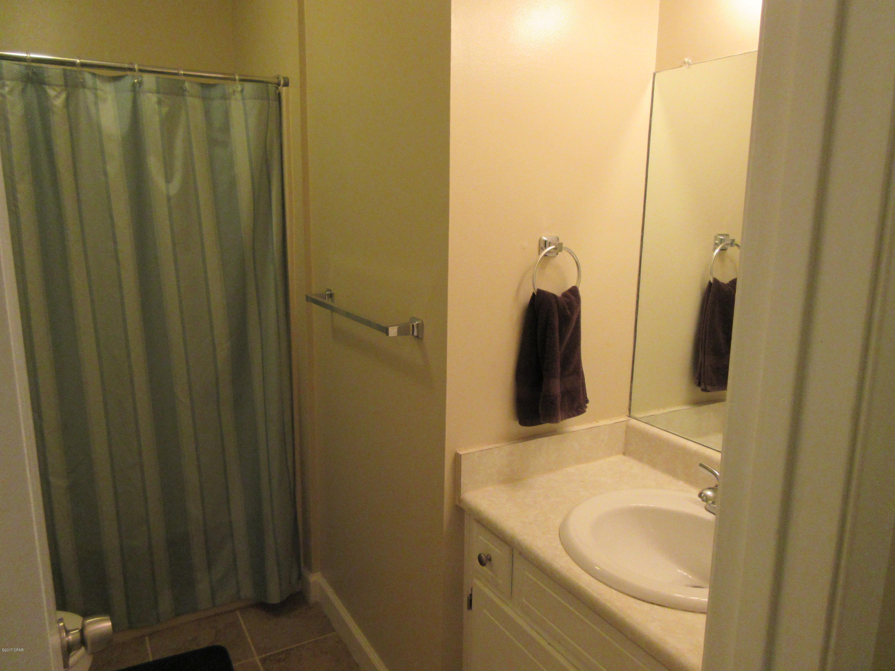 Venetian Villa 1st Add Replat - Residential