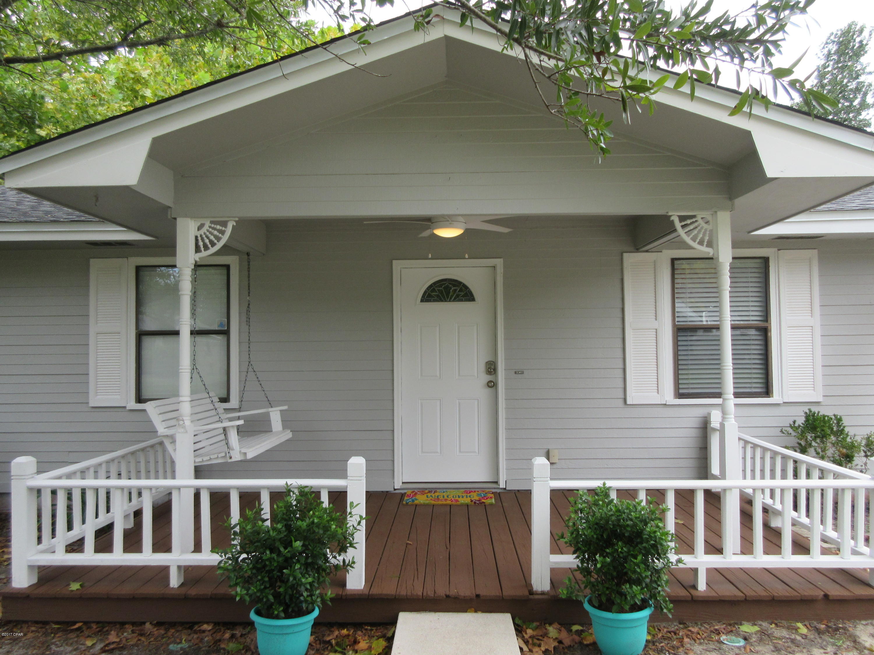 Venetian Villa 1st Add Replat - Residential