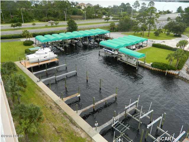 Marina Bay Condo - Residential