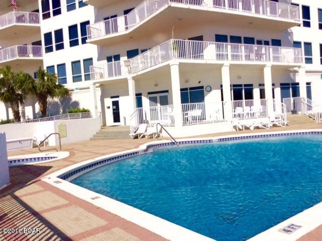 Marina Bay Condo - Residential