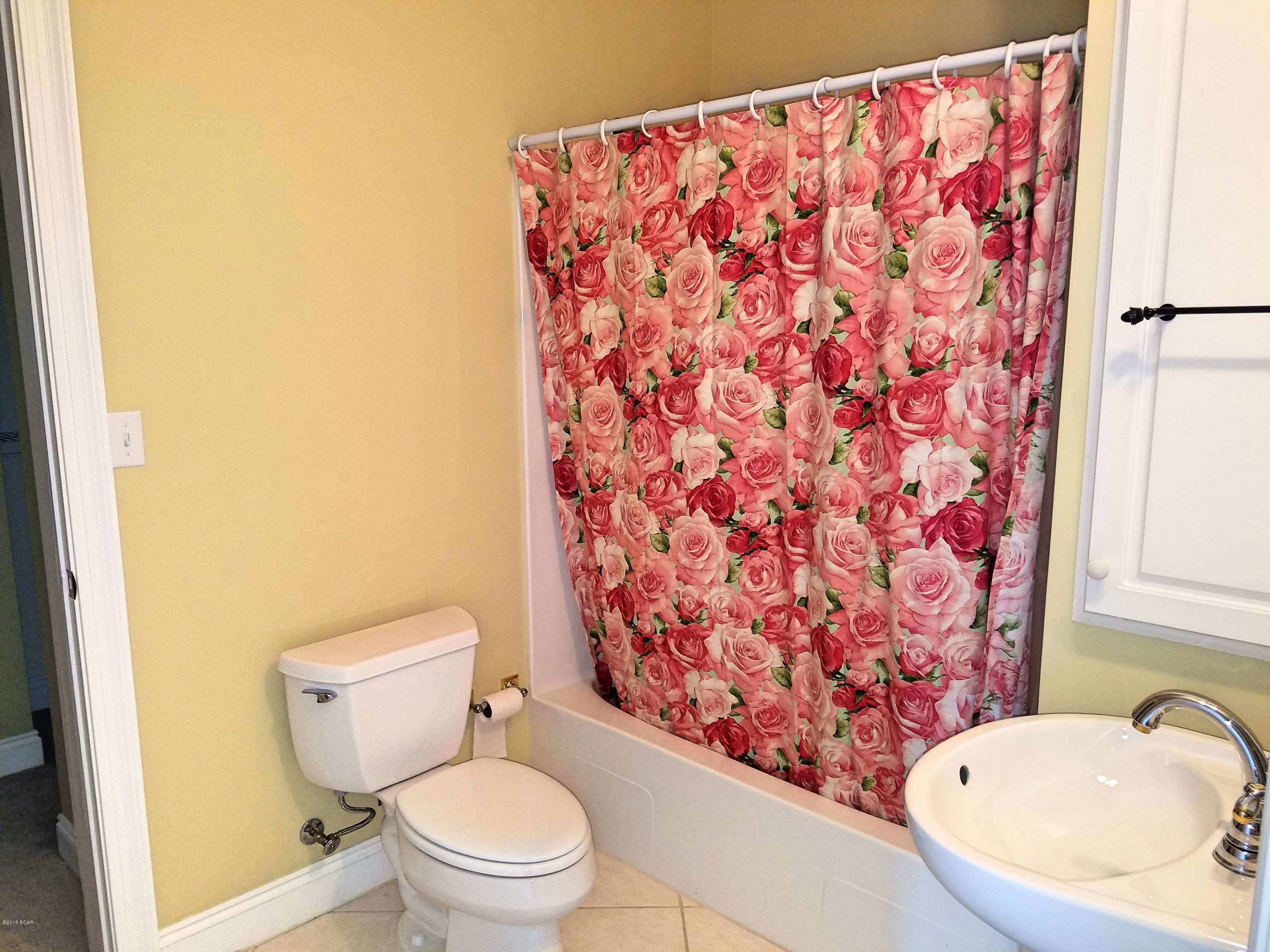 Marina Bay Condo - Residential