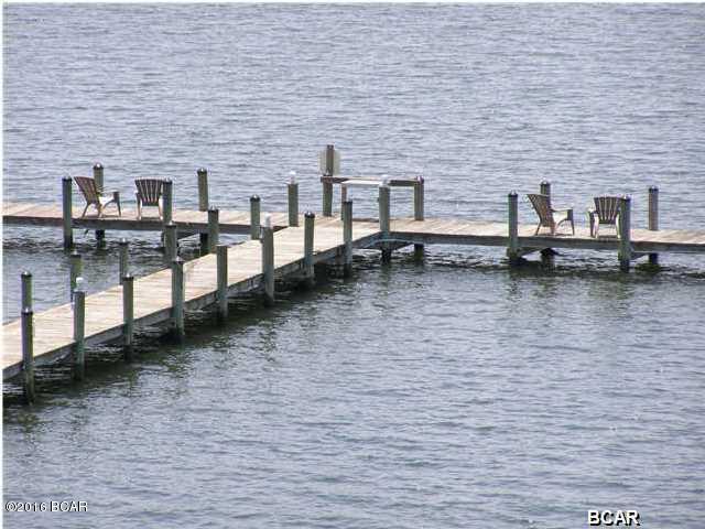 Marina Bay Condo - Residential