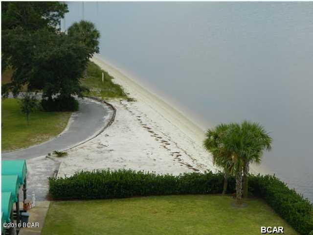 Marina Bay Condo - Residential