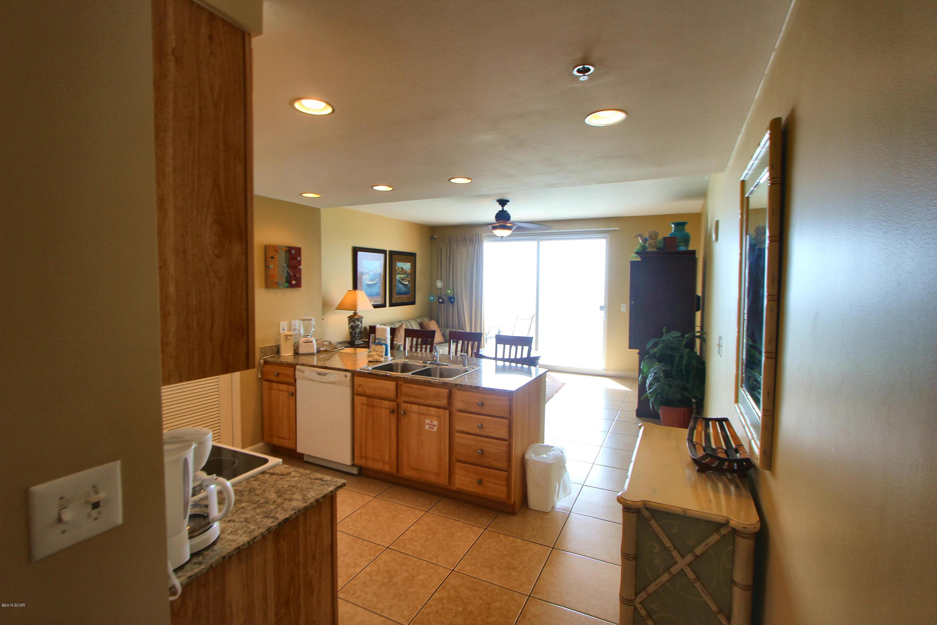 Splash Condo - Residential