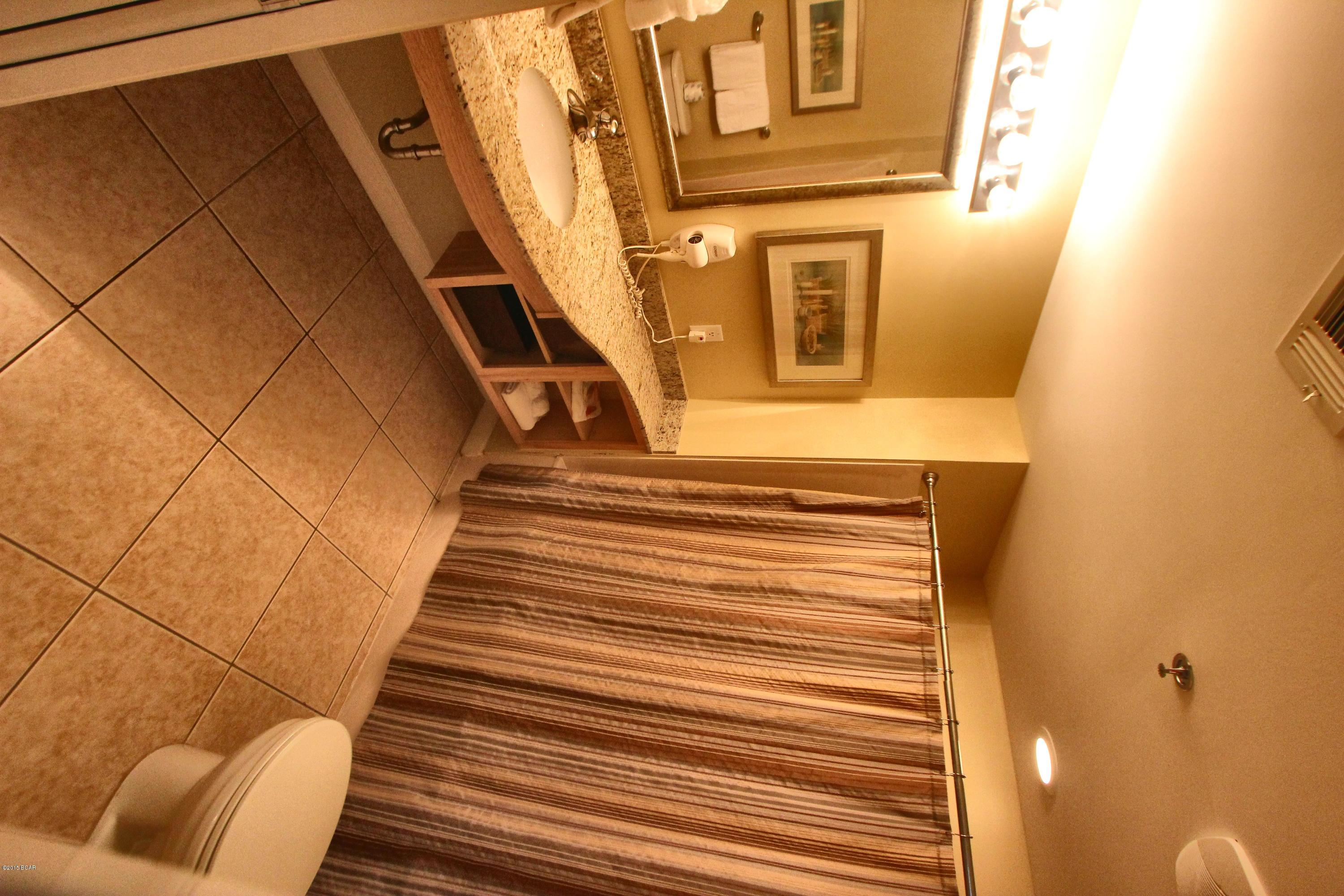 Splash Condo - Residential