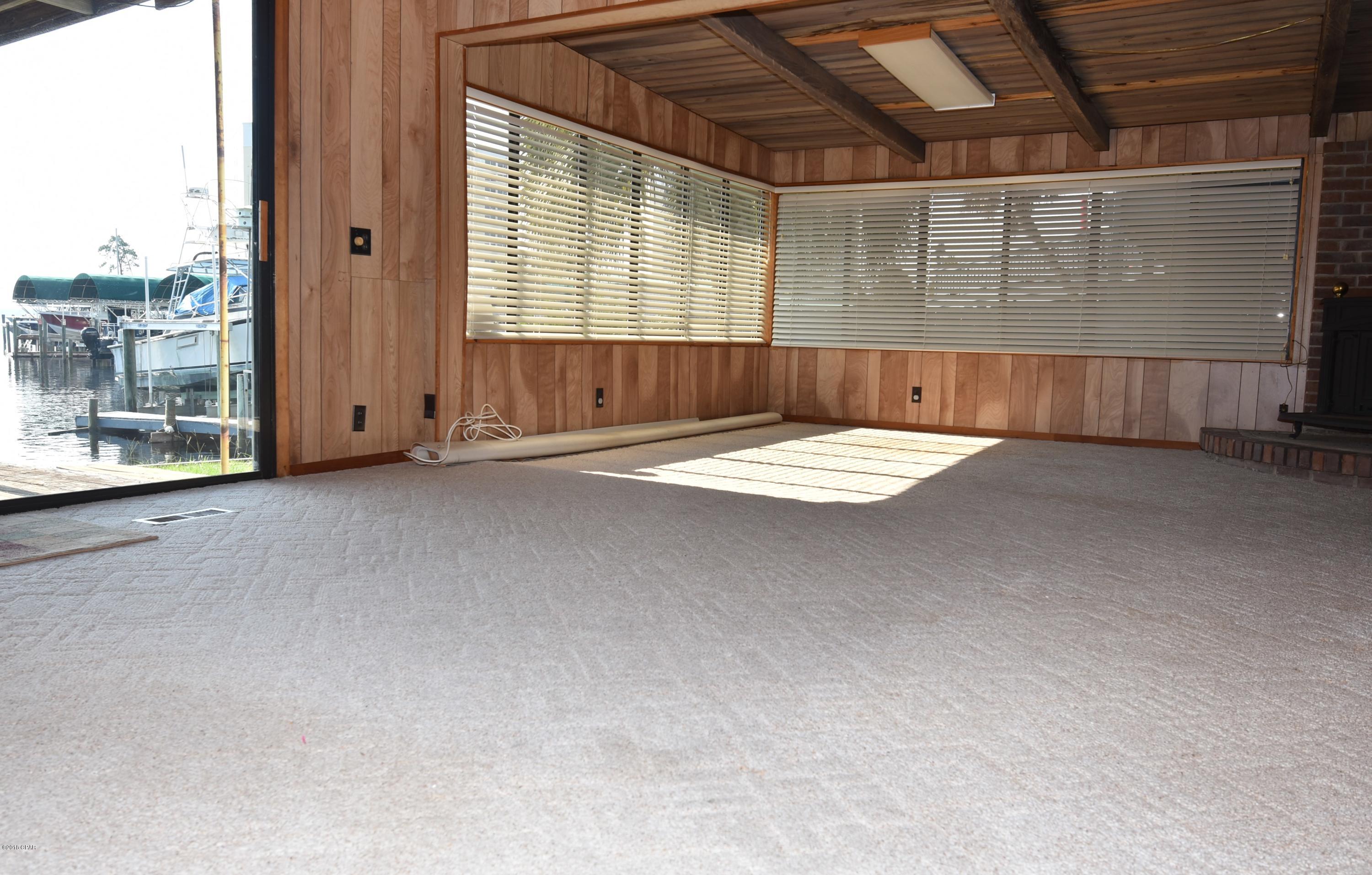 Bayside Park U-1 - Residential