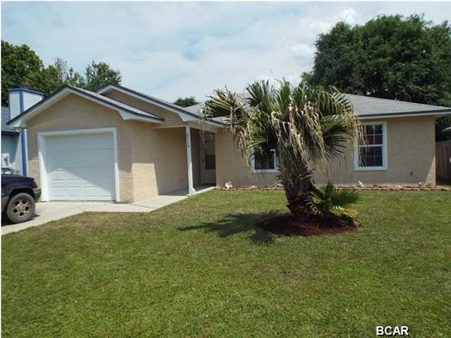 Three Bedroom Two bathroom stucco house in Callaway near Tyndall AFB offered as is. All sizes are approximate or taken from other sources.