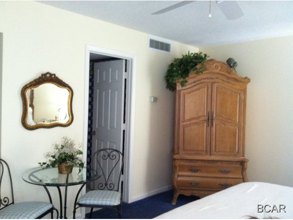 Long Beach Towers IV - Residential