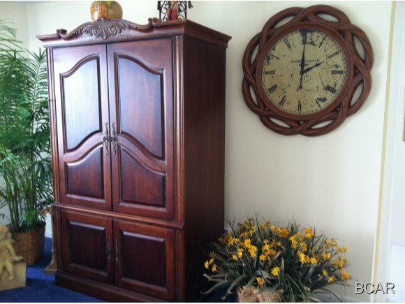 Long Beach Towers IV - Residential