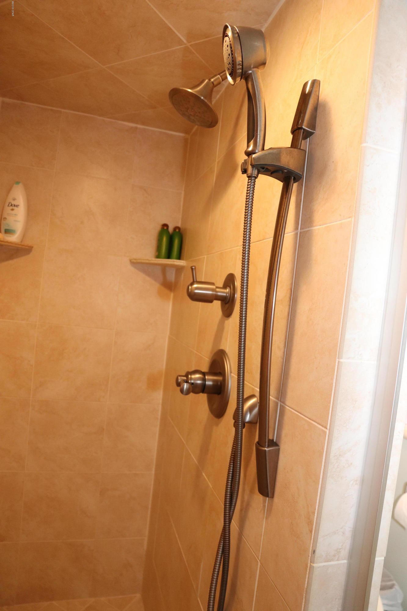 Shores Townhouses - Residential