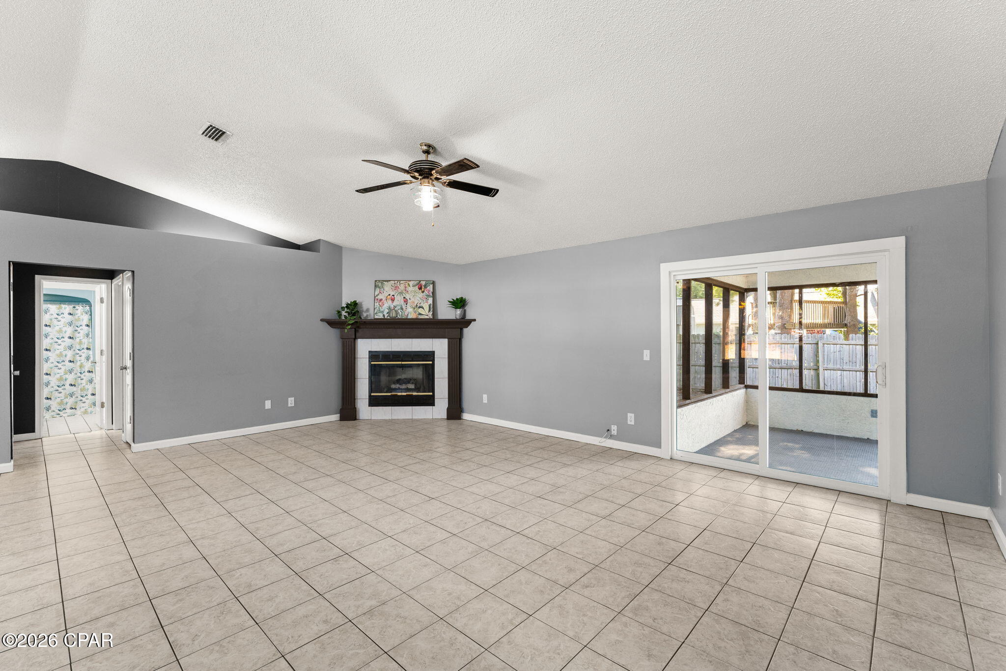 Hidden Lagoon - Residential