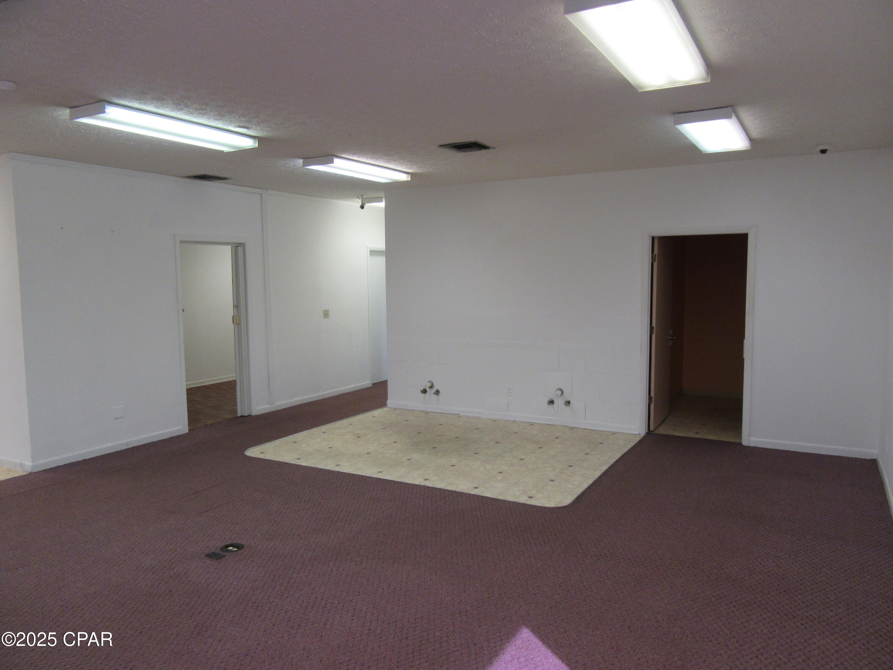 No Named Subdivision - Commercial Lease