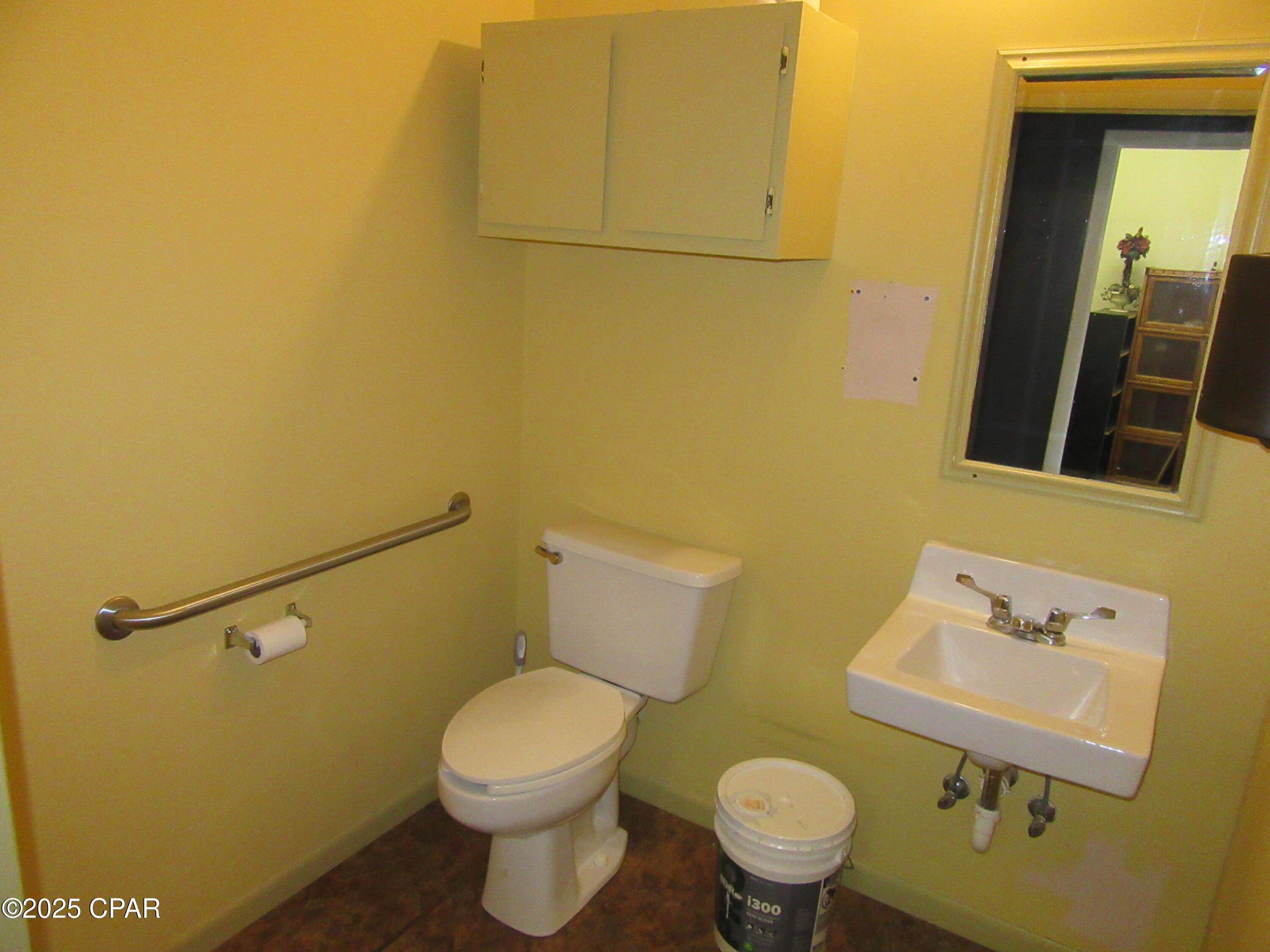 No Named Subdivision - Commercial Lease