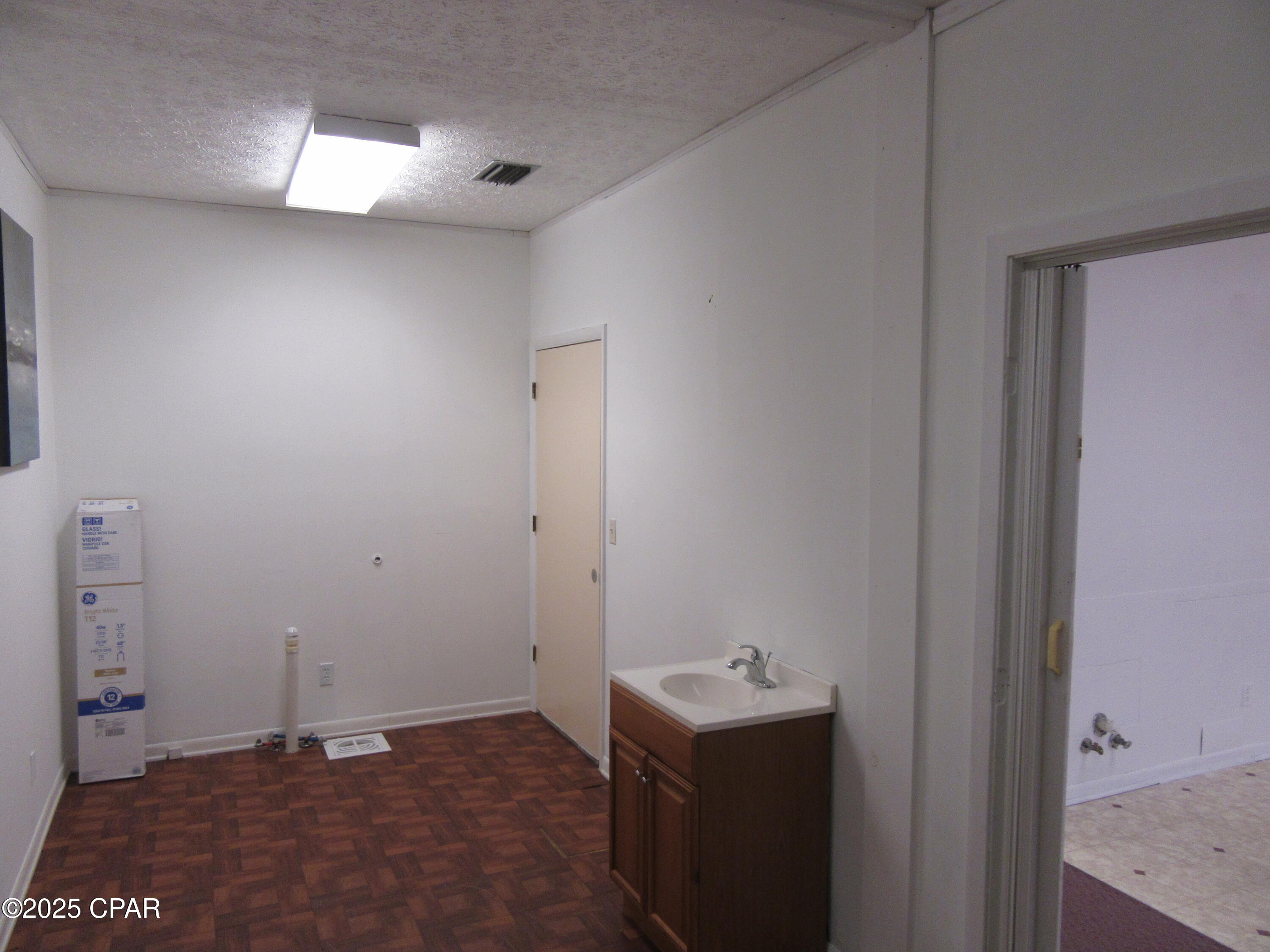 No Named Subdivision - Commercial Lease