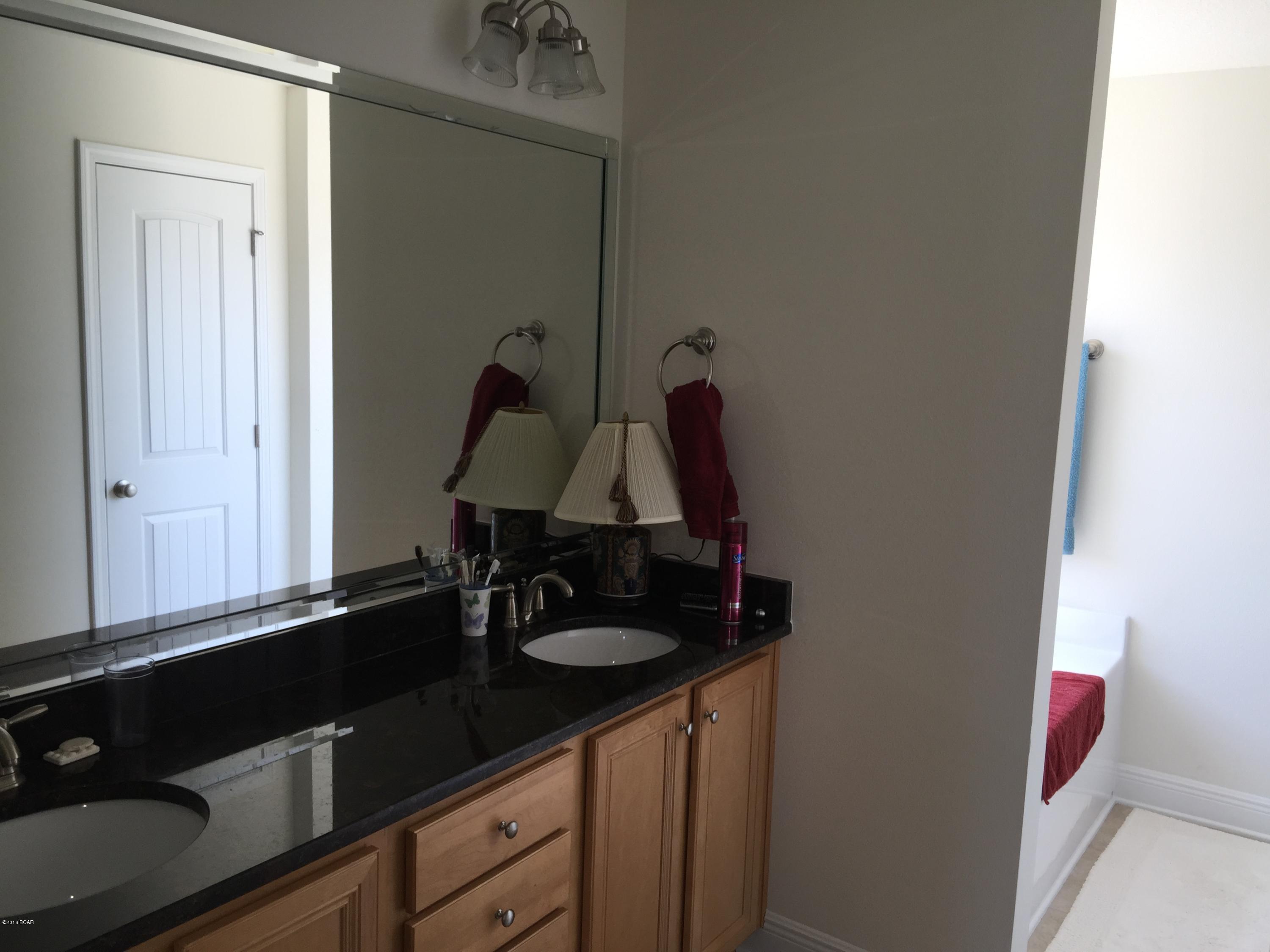 Magnolia Bay Club - Residential