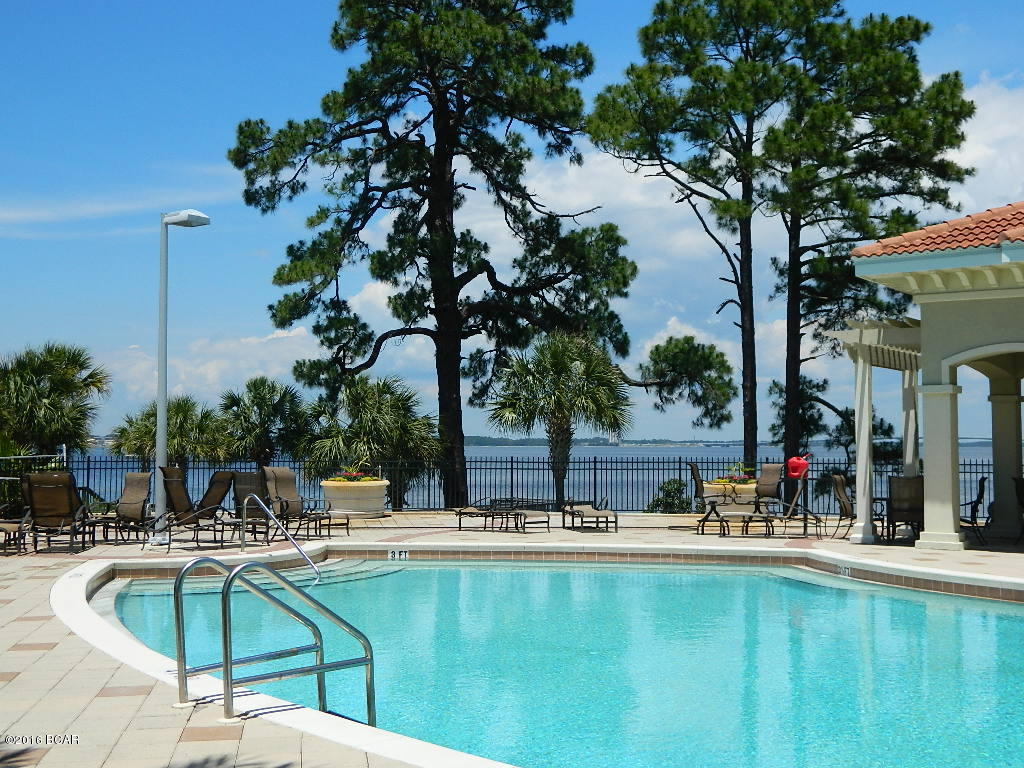 Magnolia Bay Club - Residential