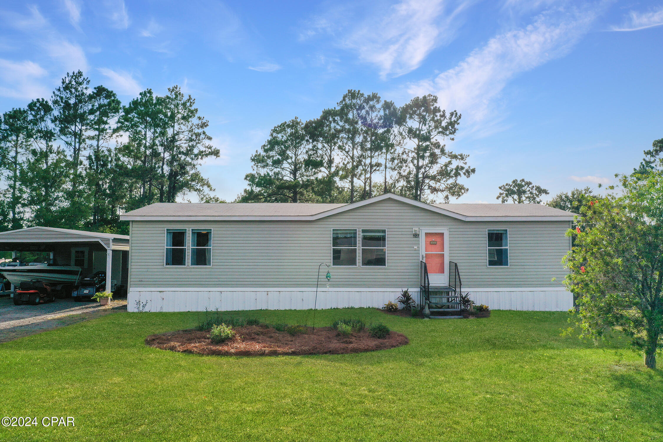 Palm Breeze - Residential