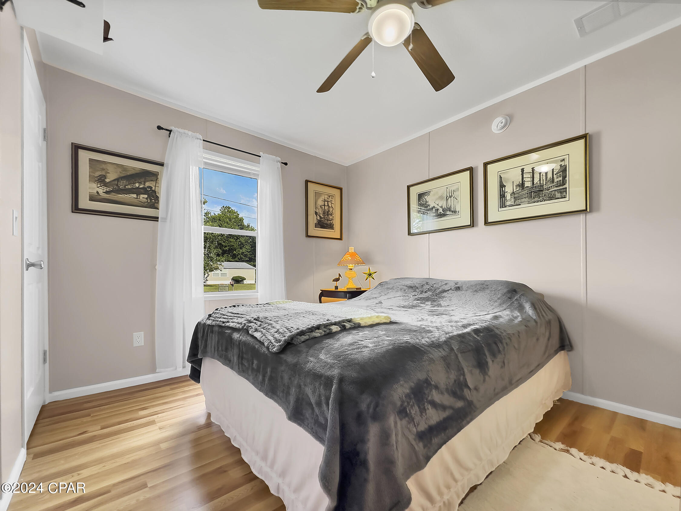 Palm Breeze - Residential