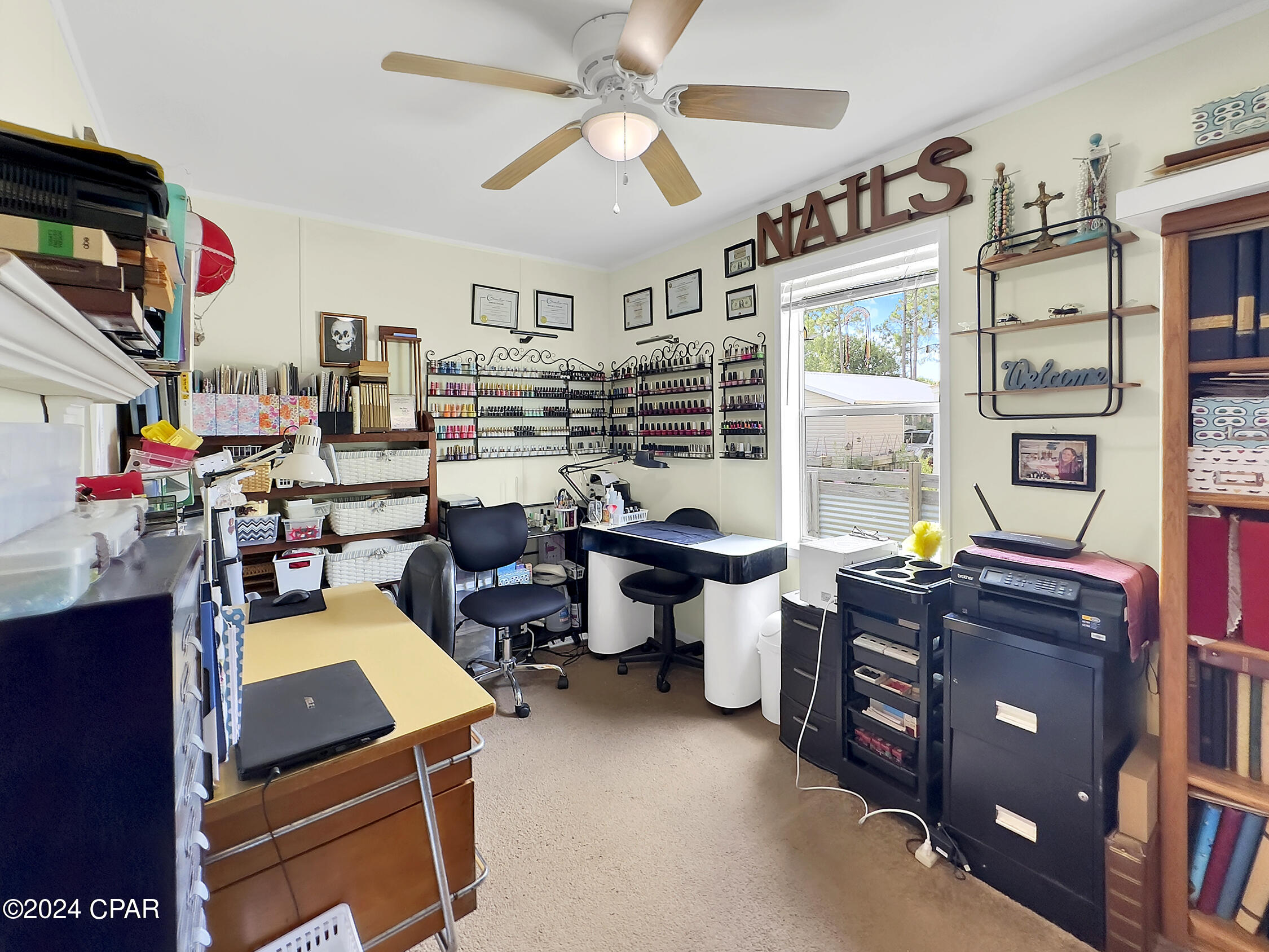 Palm Breeze - Residential