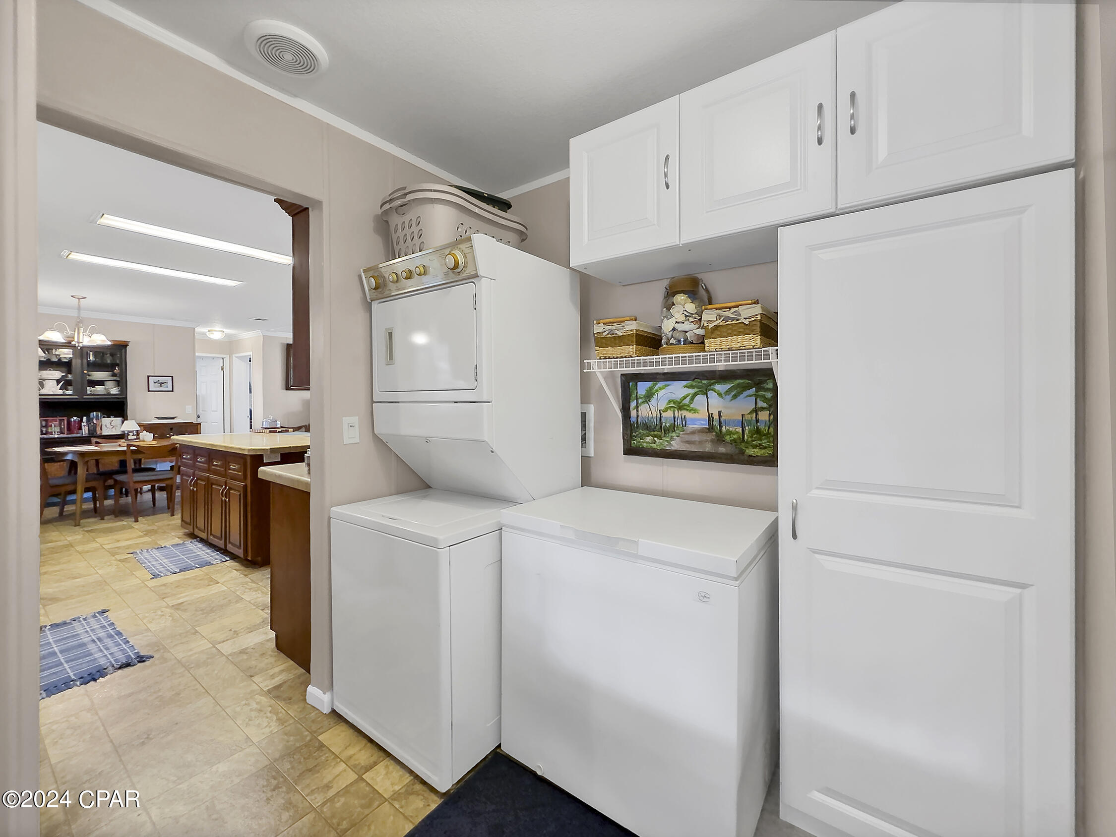 Palm Breeze - Residential