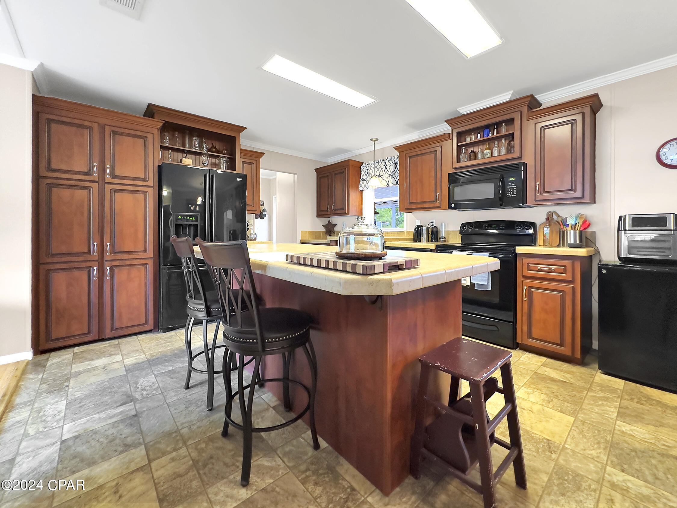 Palm Breeze - Residential