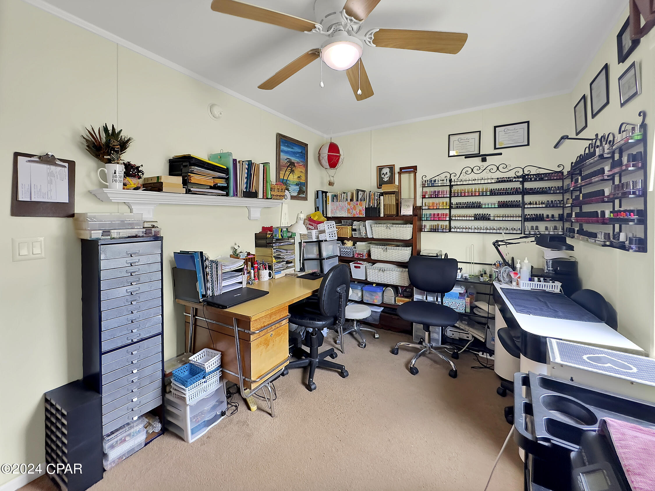 Palm Breeze - Residential