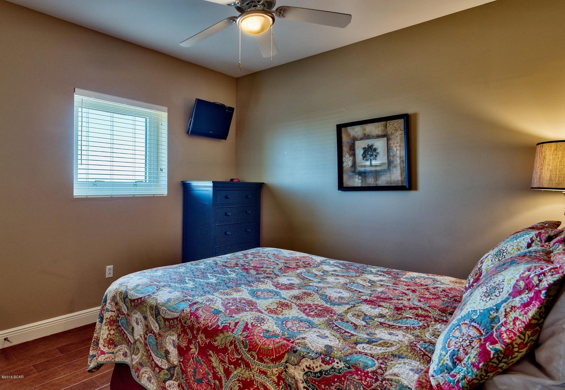 Sterling Breeze - Residential