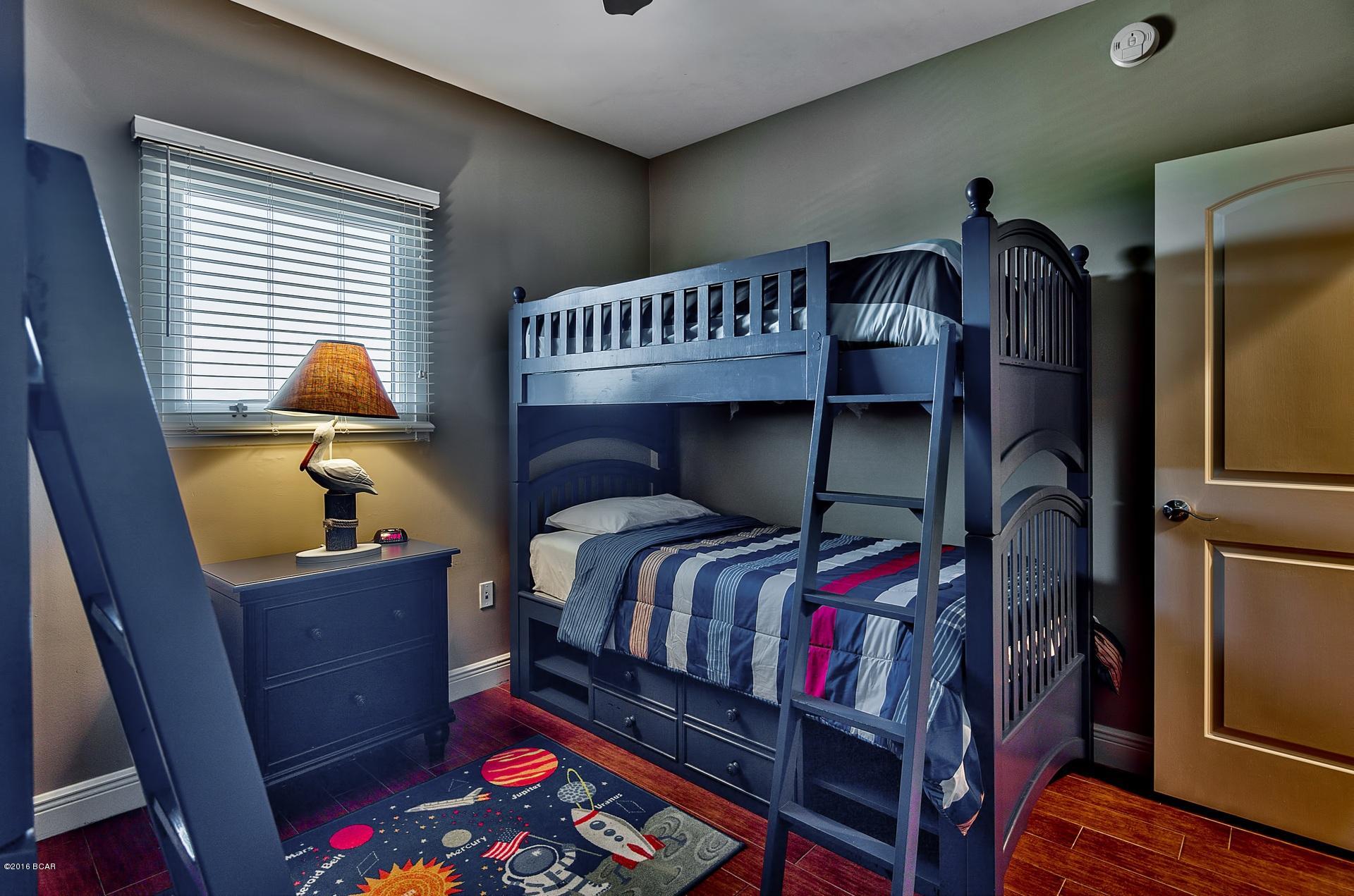 Sterling Breeze - Residential