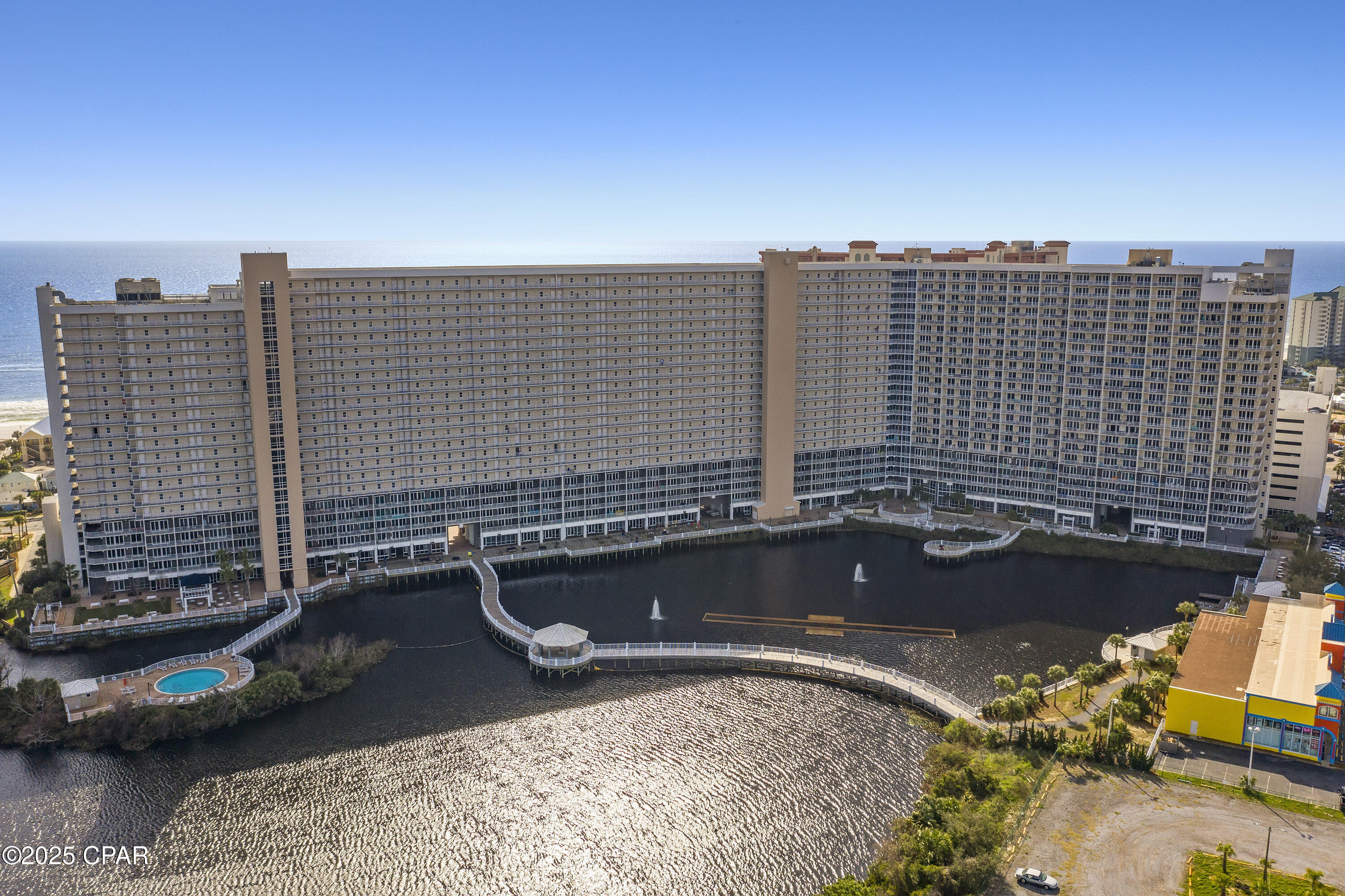 Laketown Wharf - Residential