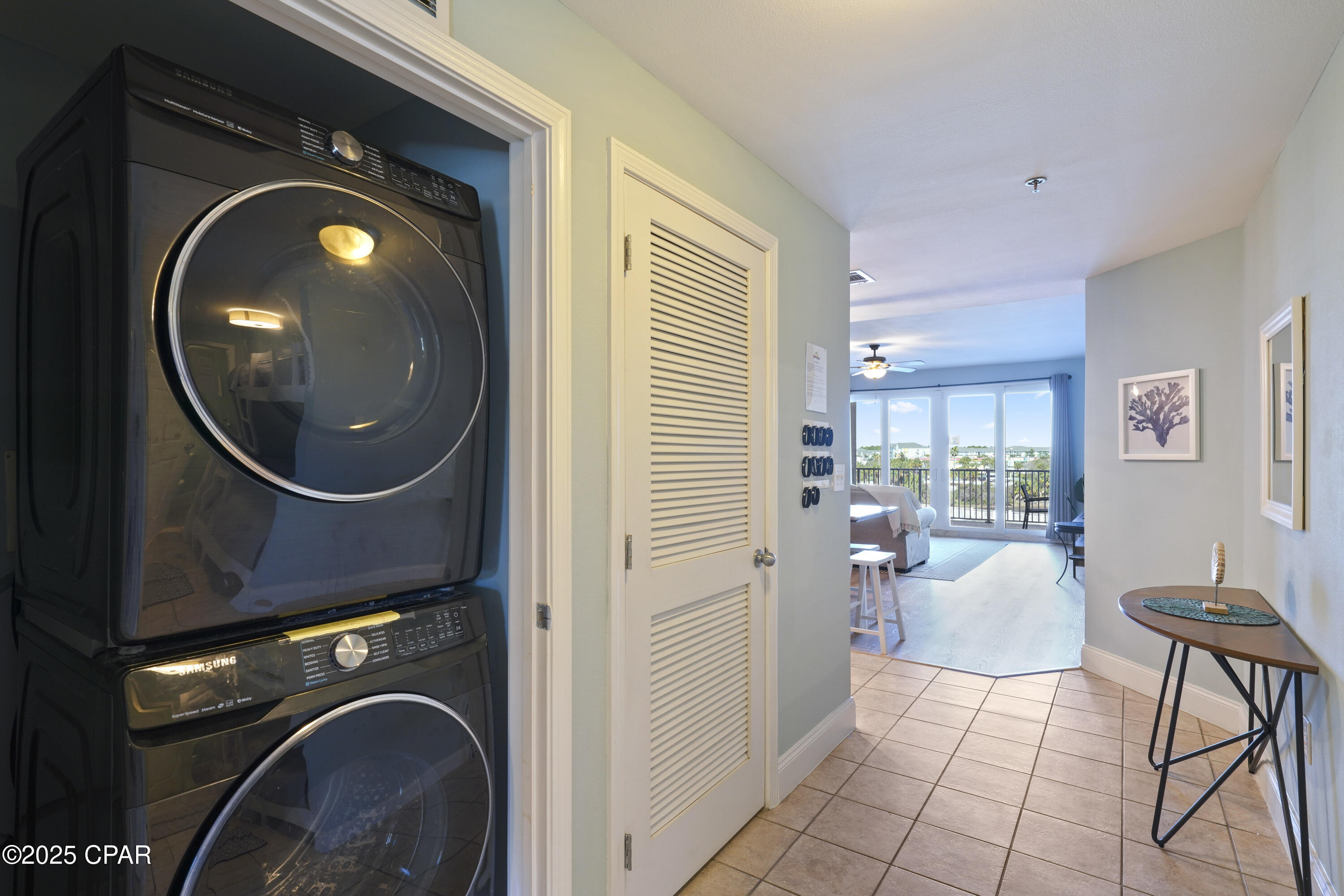 Laketown Wharf - Residential