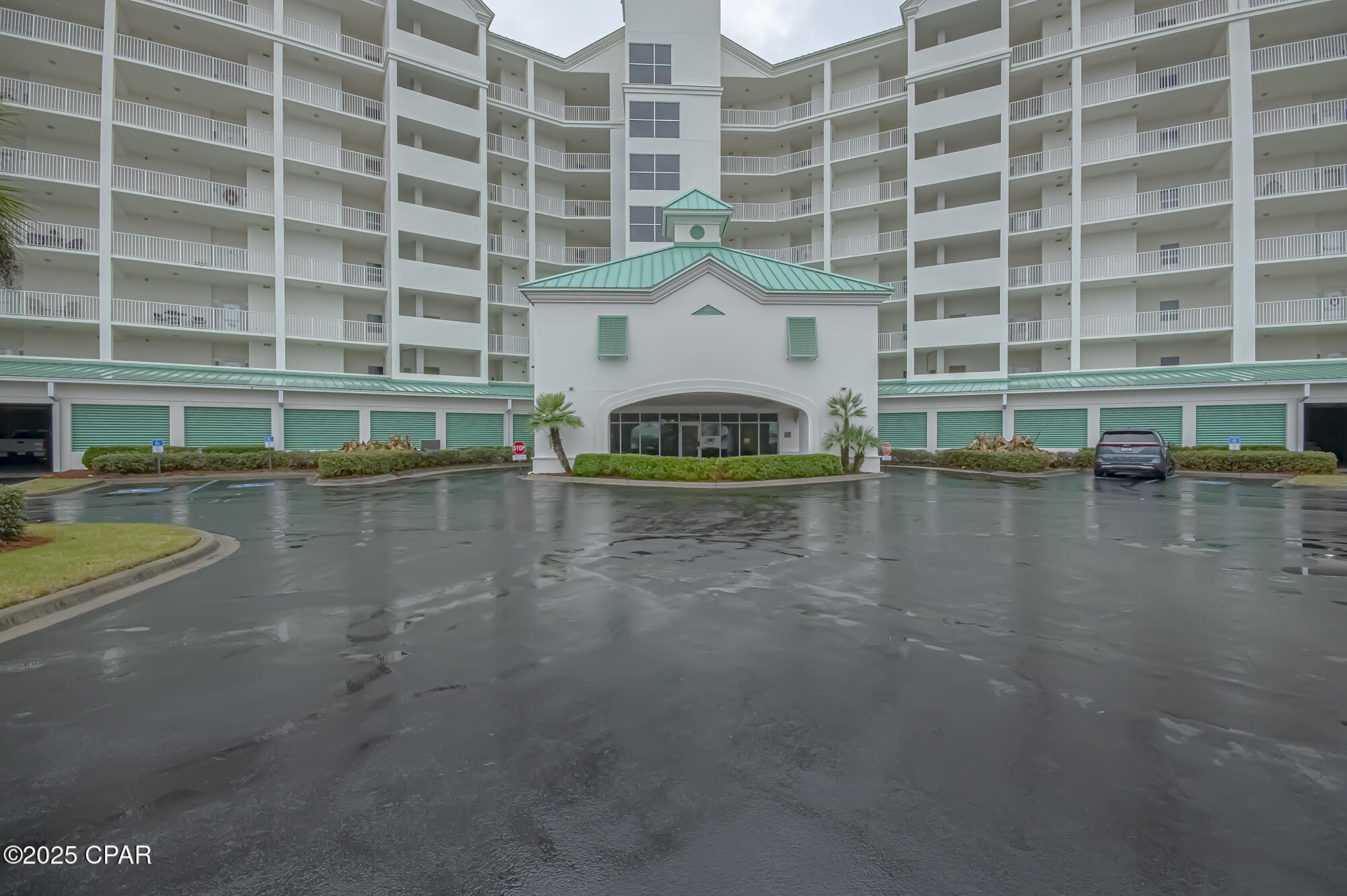 Marina Bay Condo - Residential