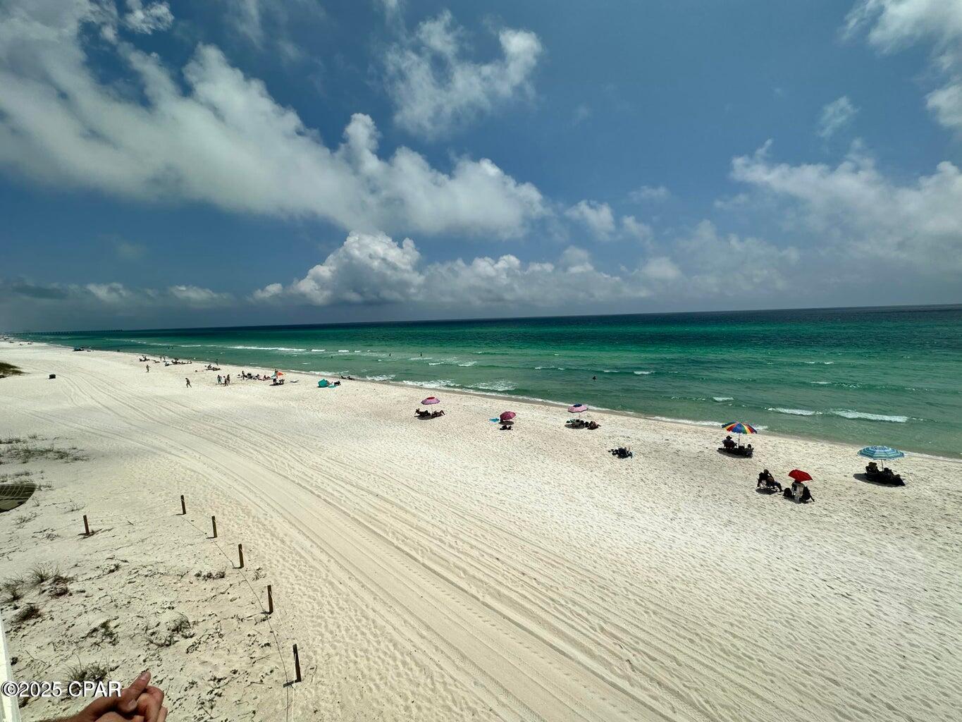Fontainebleau Terrace - Residential