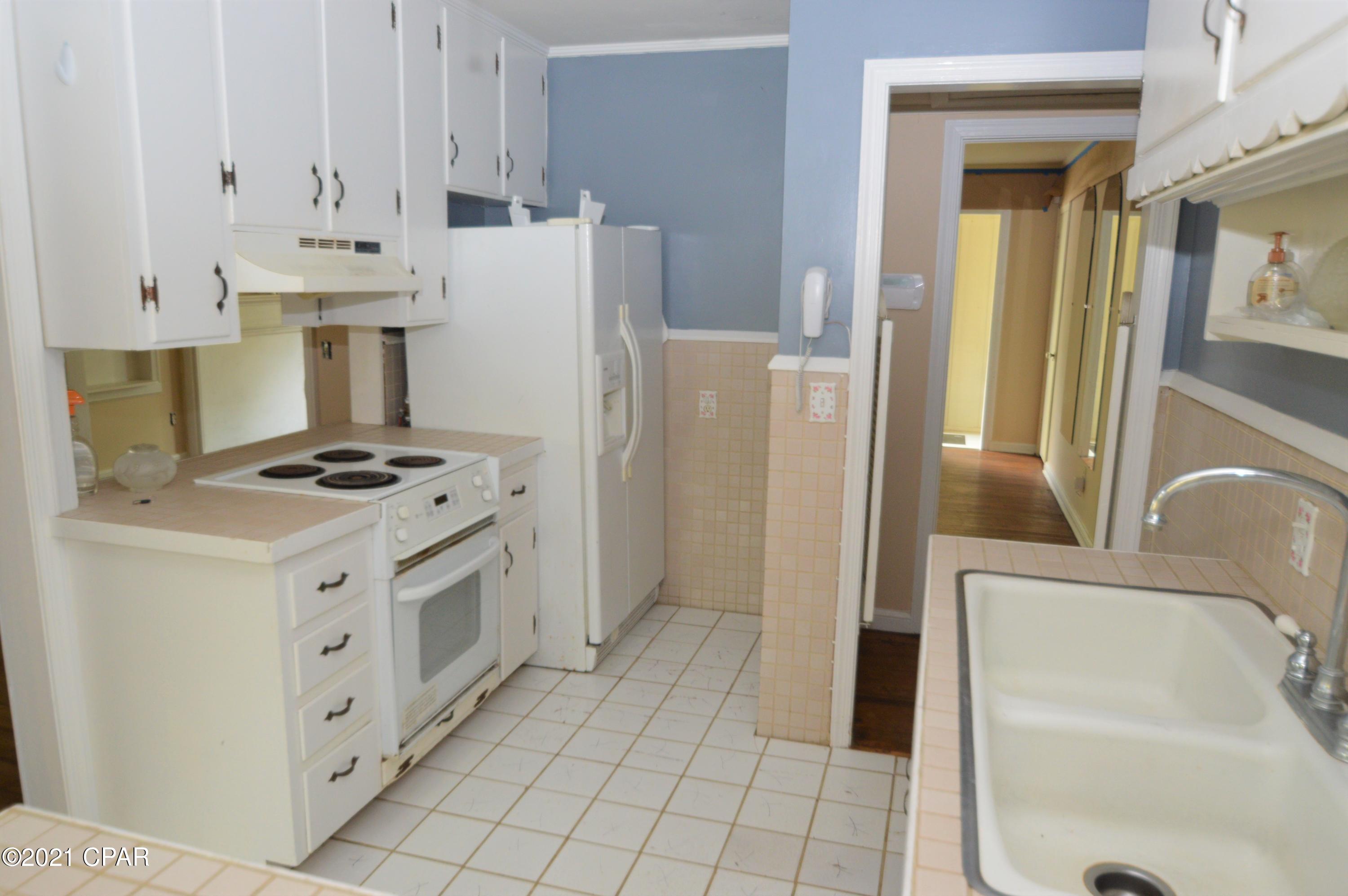 [No Recorded Subdiv] - Residential