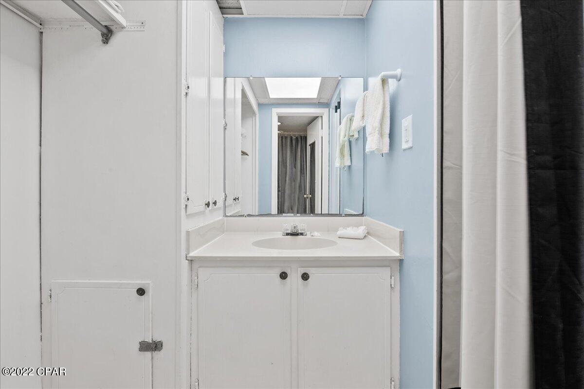 Fontainebleau Terrace - Residential