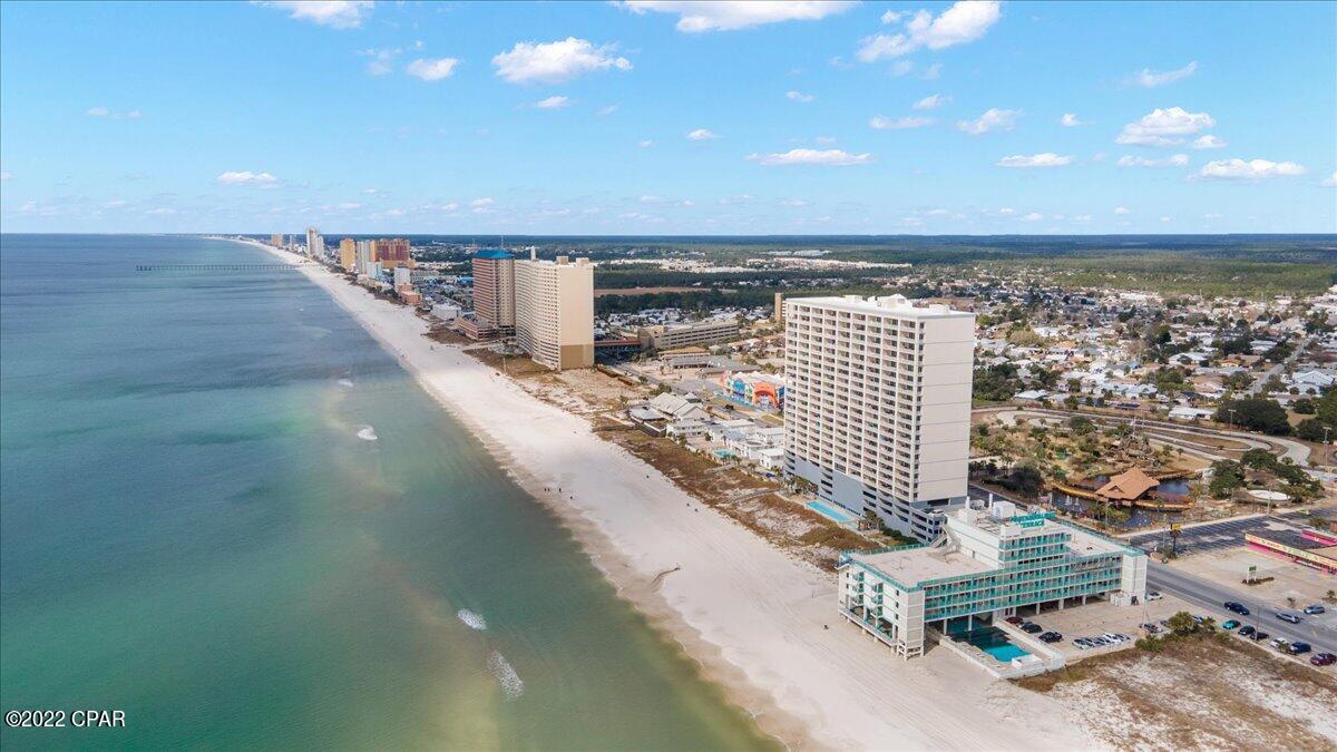 Fontainebleau Terrace - Residential