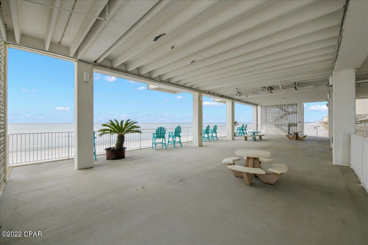 Fontainebleau Terrace - Residential