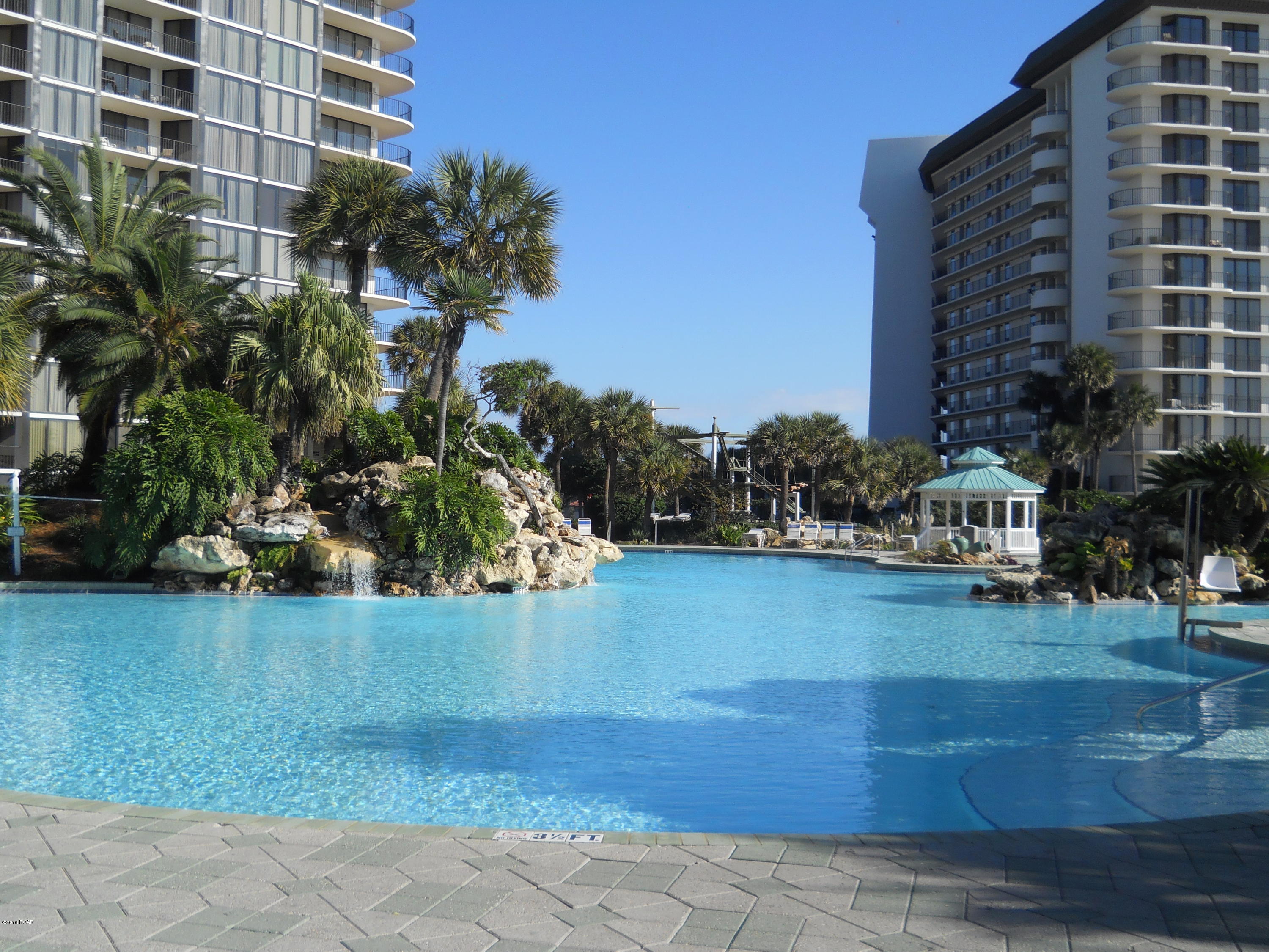 Edgewater Golf Villas V-A - Residential