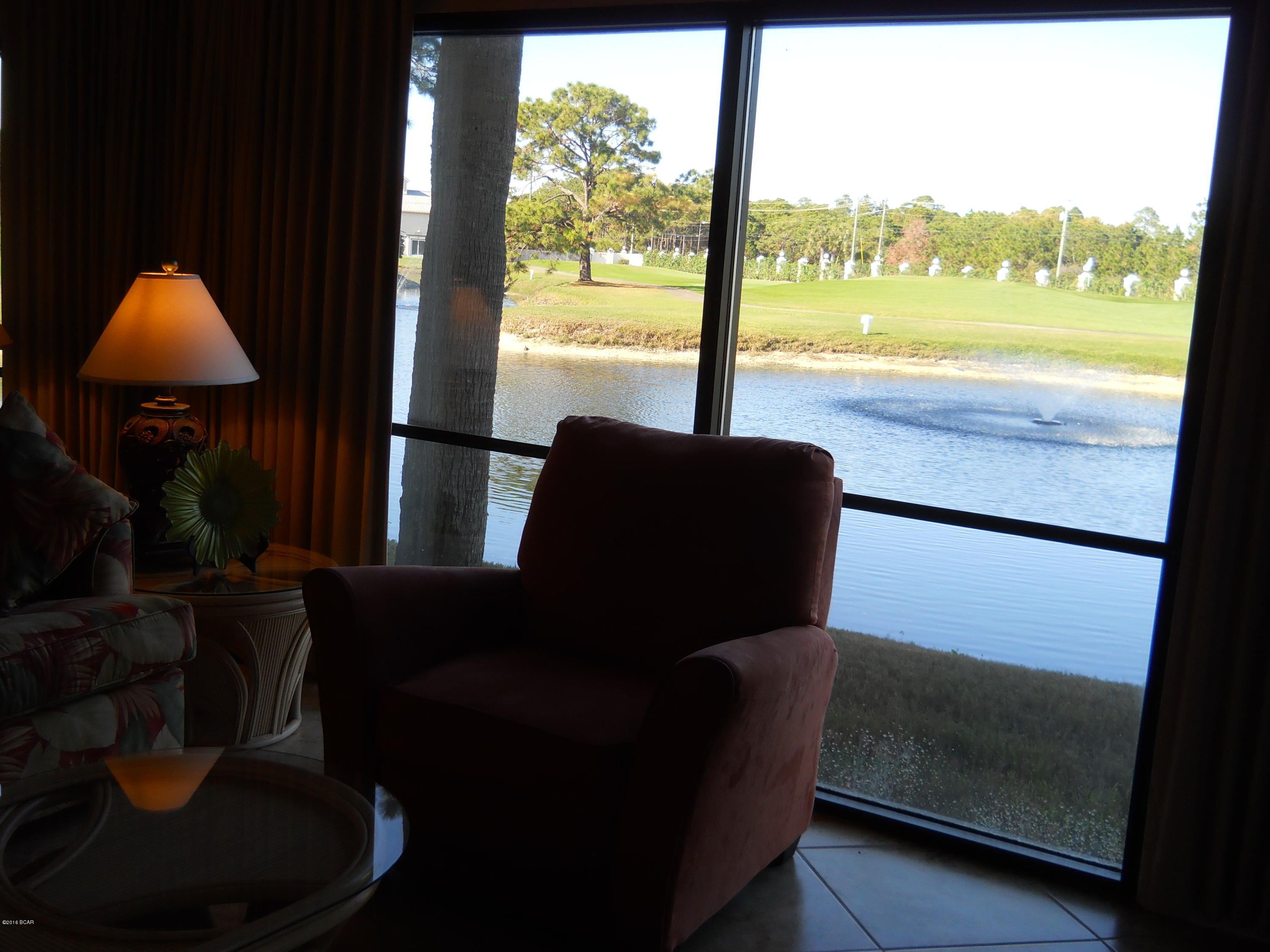 Edgewater Golf Villas V-A - Residential