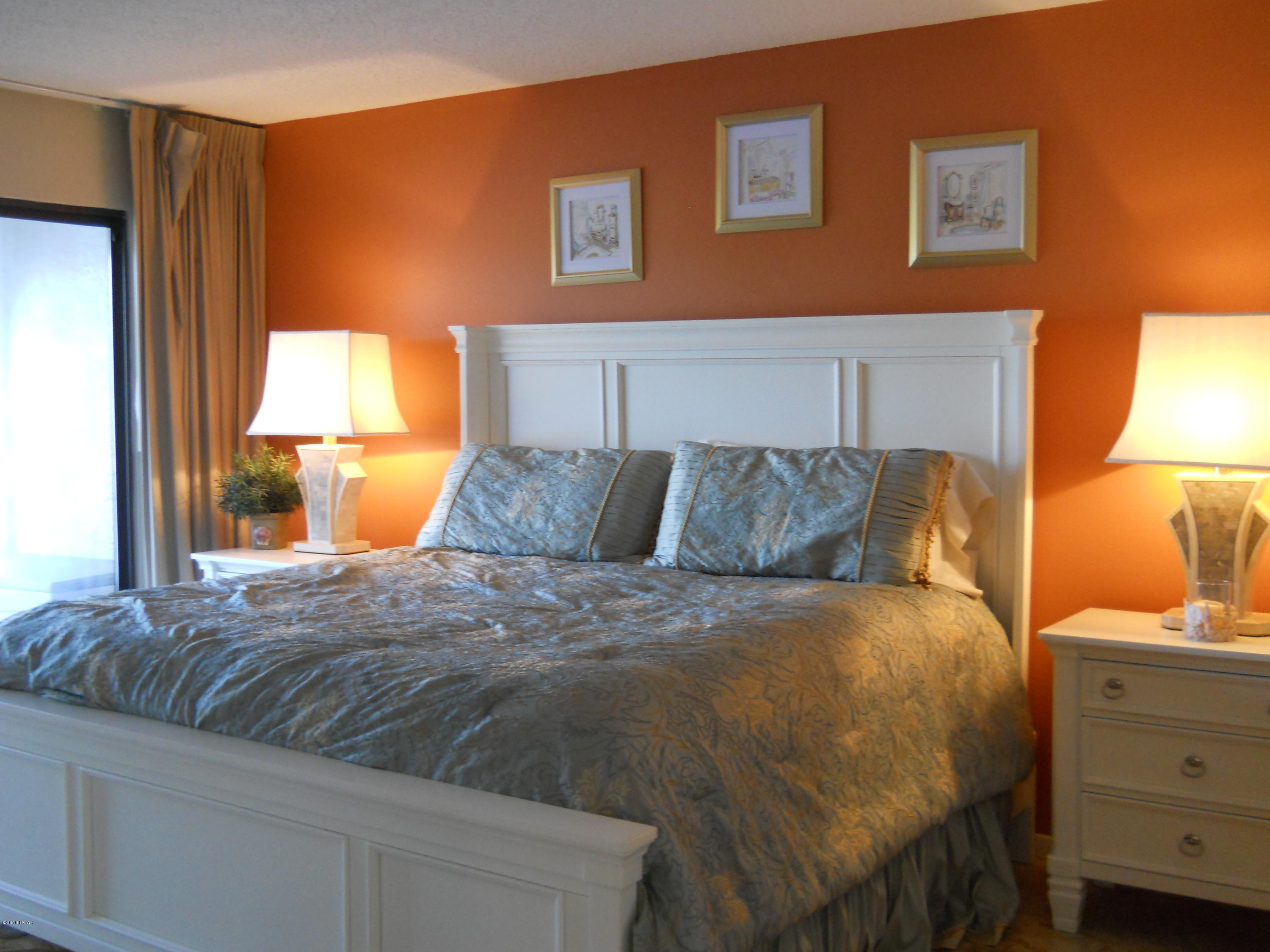 Edgewater Golf Villas V-A - Residential