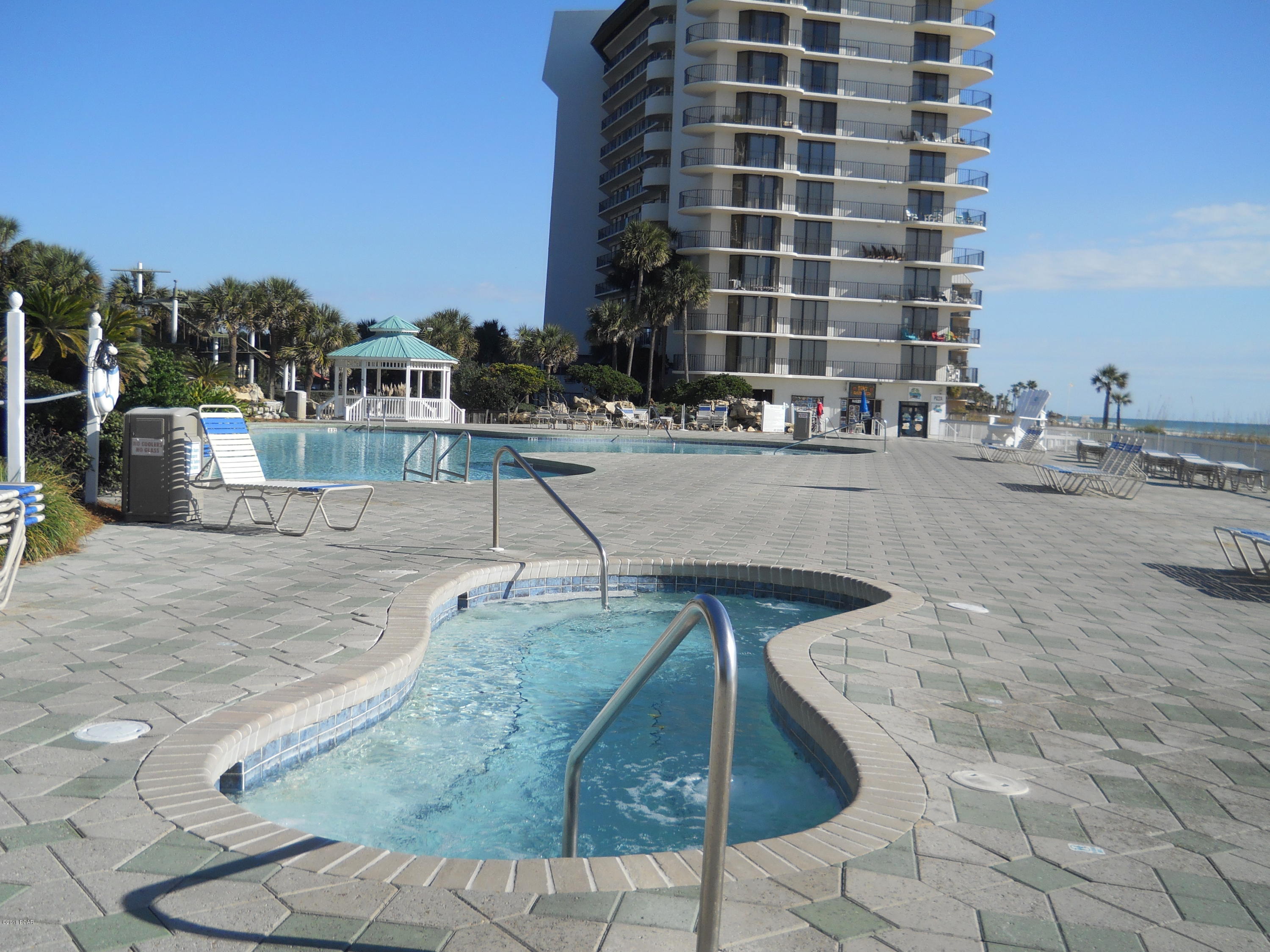 Edgewater Golf Villas V-A - Residential