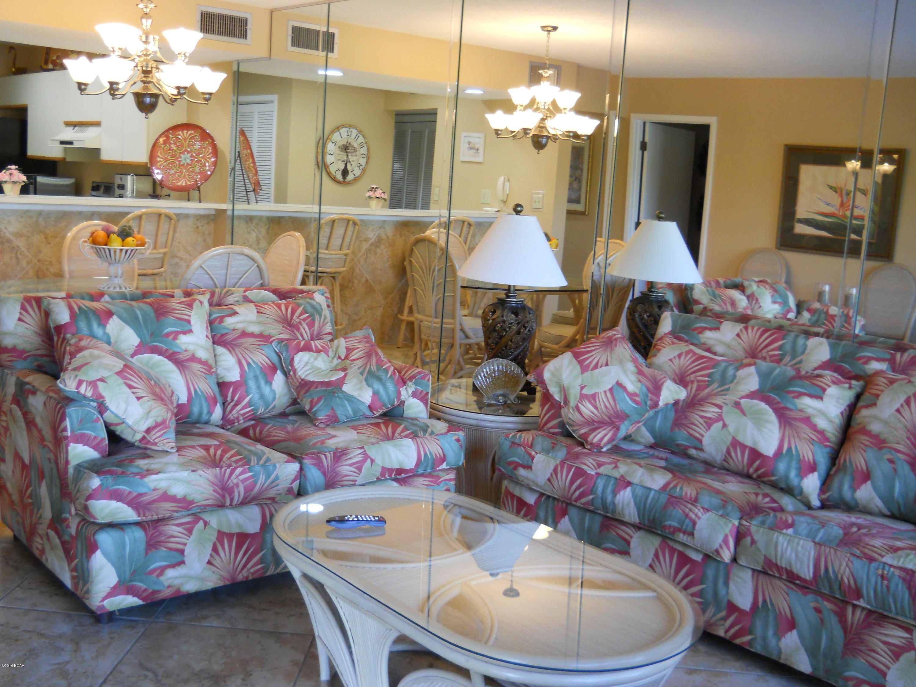 Edgewater Golf Villas V-A - Residential