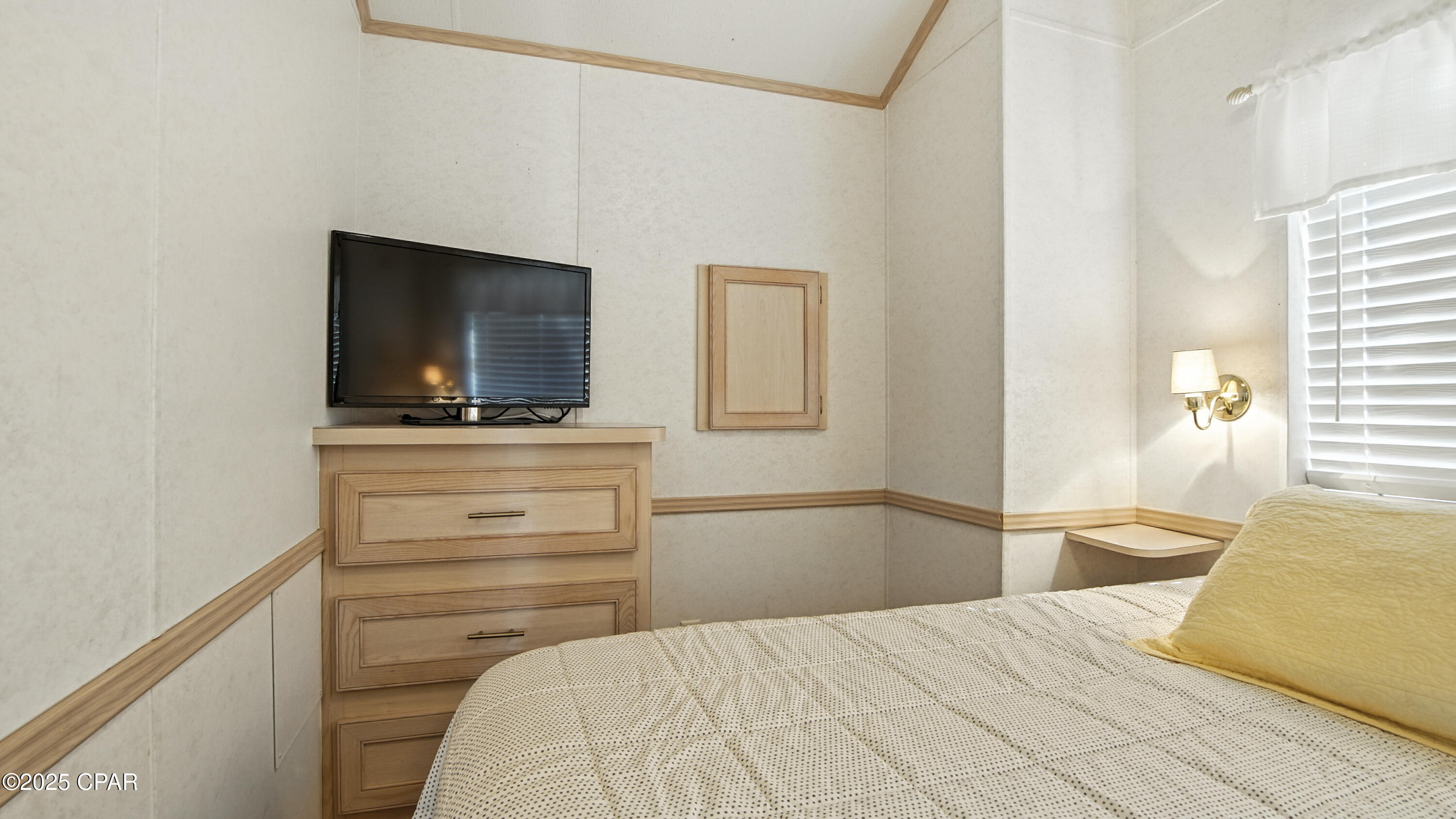 Emerald Pointe Resort - Residential Lease