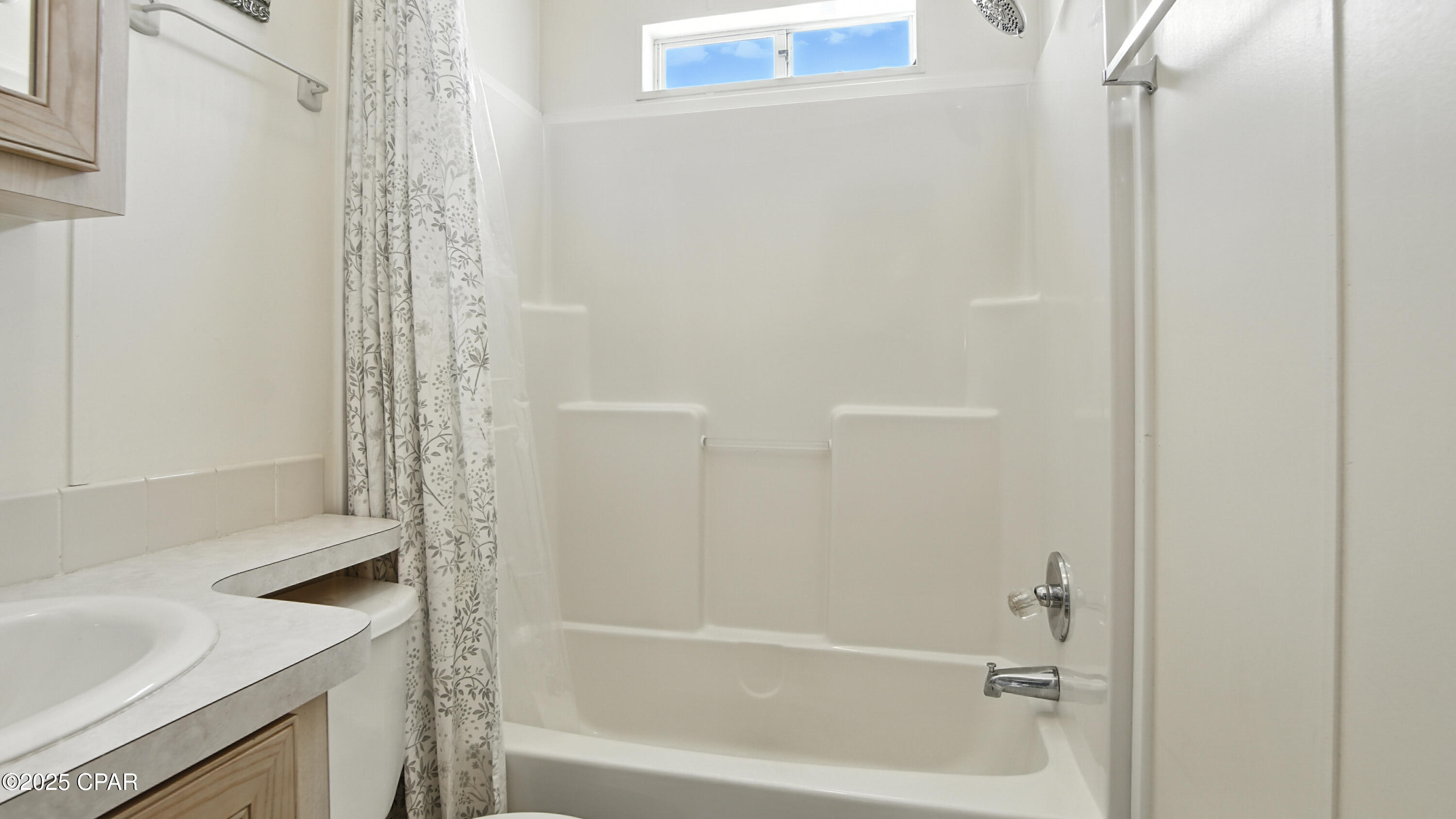 Emerald Pointe Resort - Residential Lease