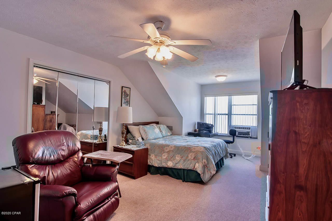 Colony Club - Residential